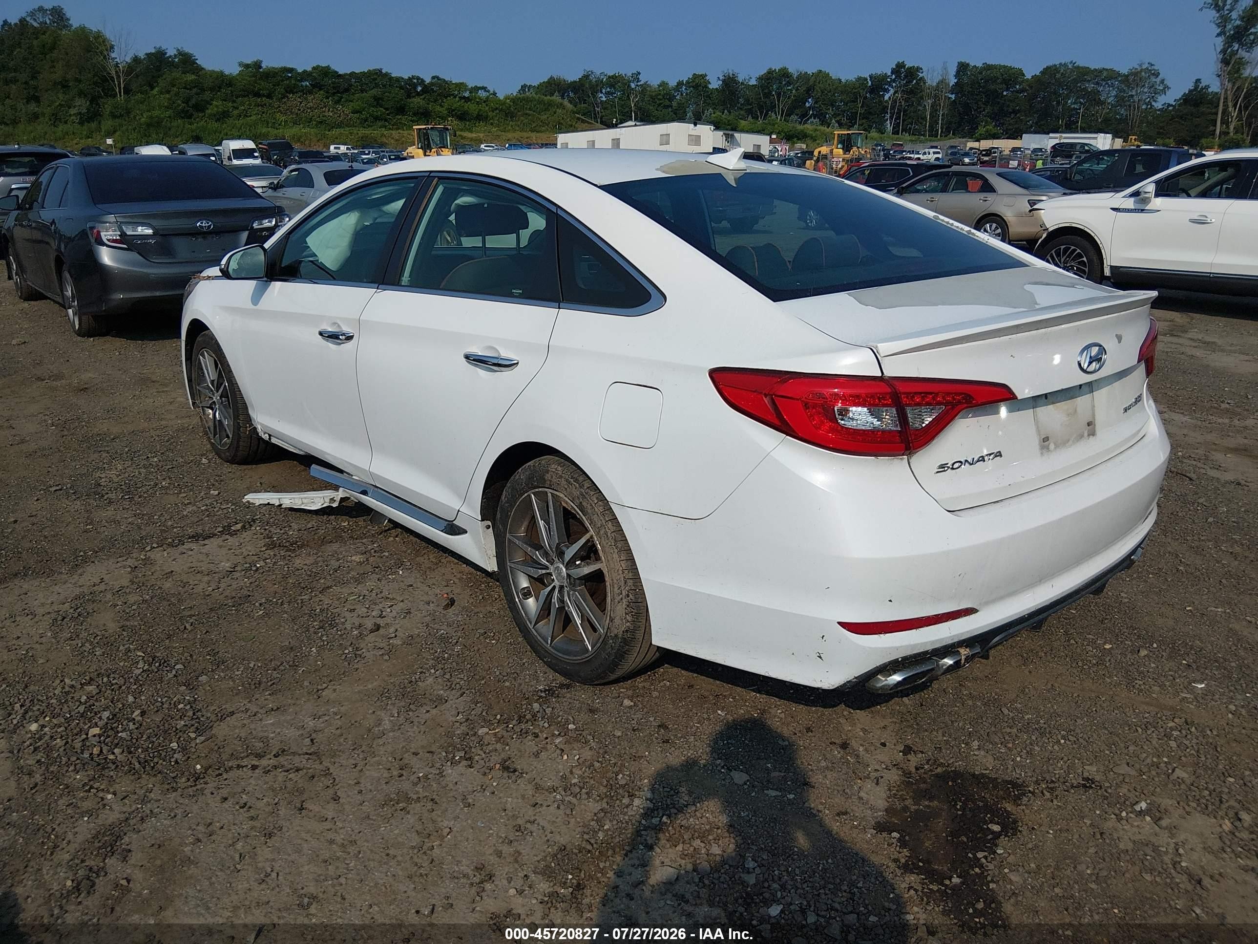 2015 Hyundai Sonata Sport 2.0t Белый vin: 5NPE34AB4FH245609