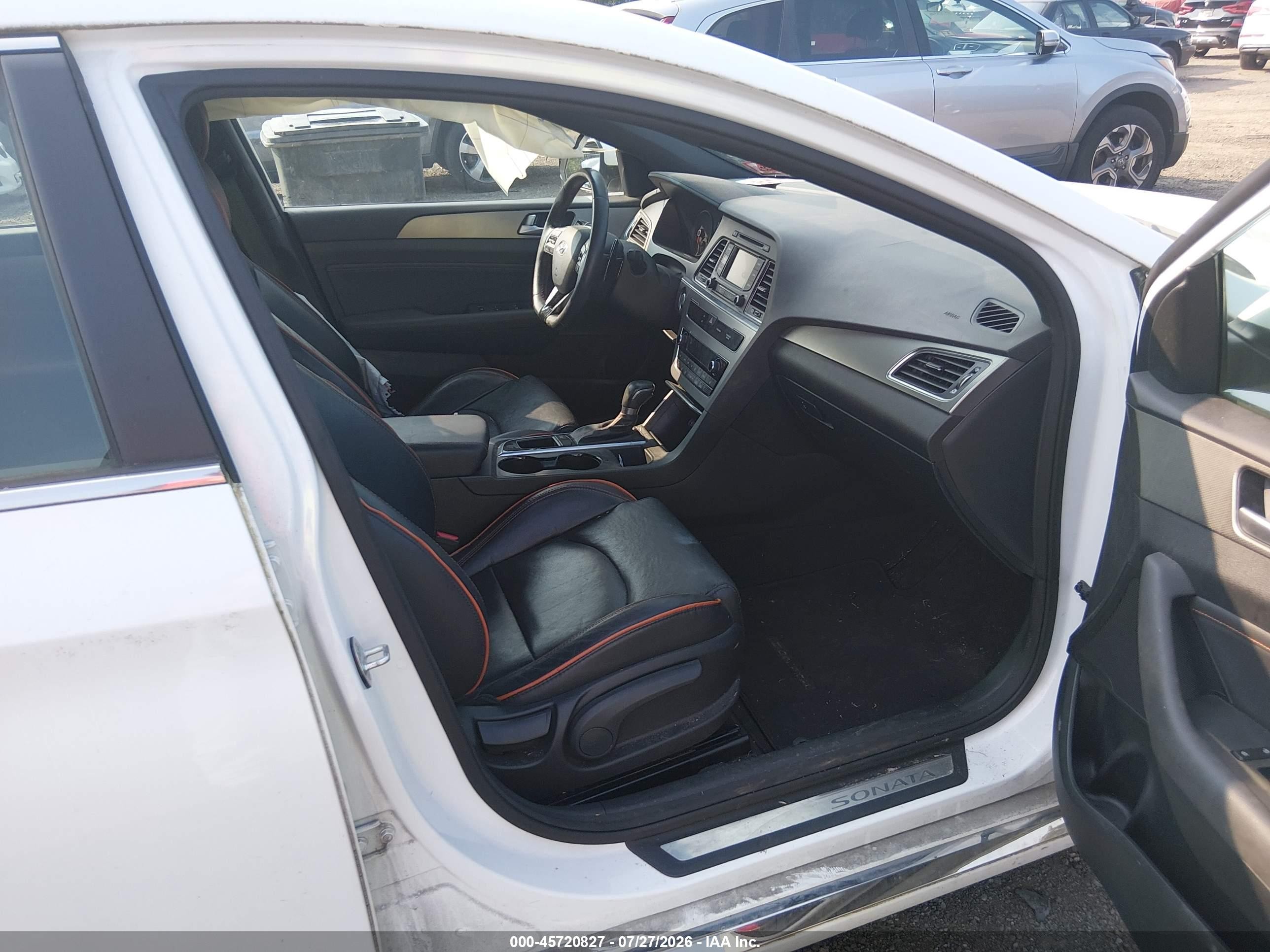 2015 Hyundai Sonata Sport 2.0t Белый vin: 5NPE34AB4FH245609