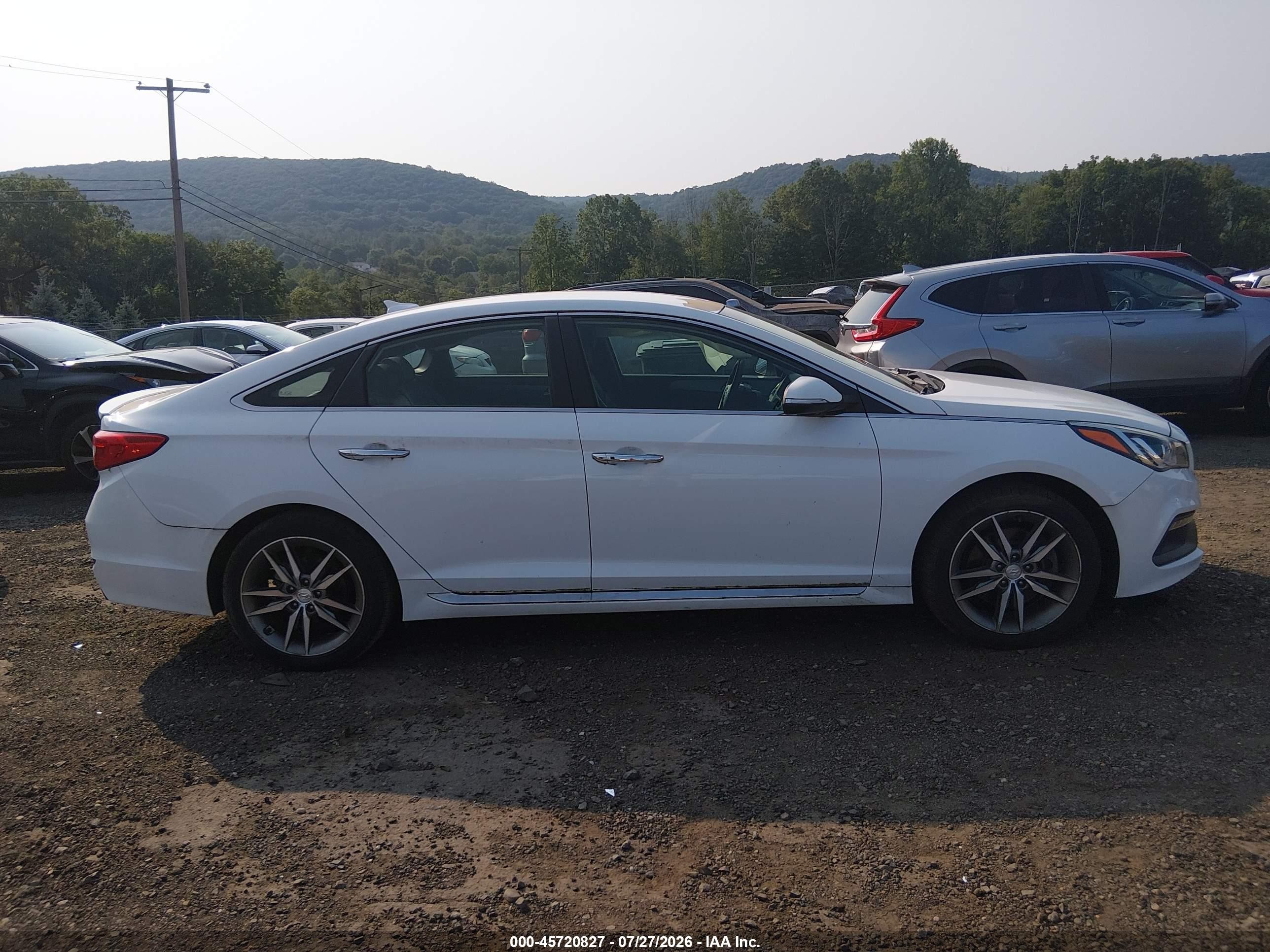 2015 Hyundai Sonata Sport 2.0t Белый vin: 5NPE34AB4FH245609