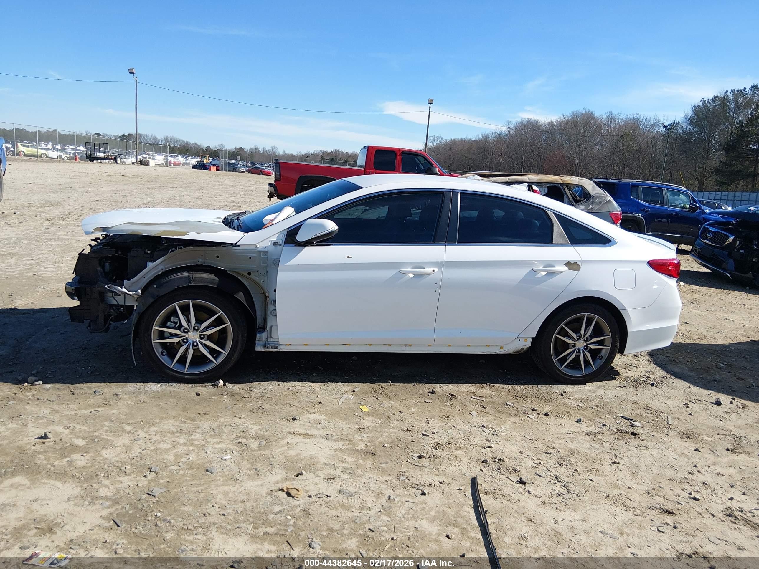 2017 Hyundai Sonata Sport 2.0t White vin: 5NPE34AB4HH465402