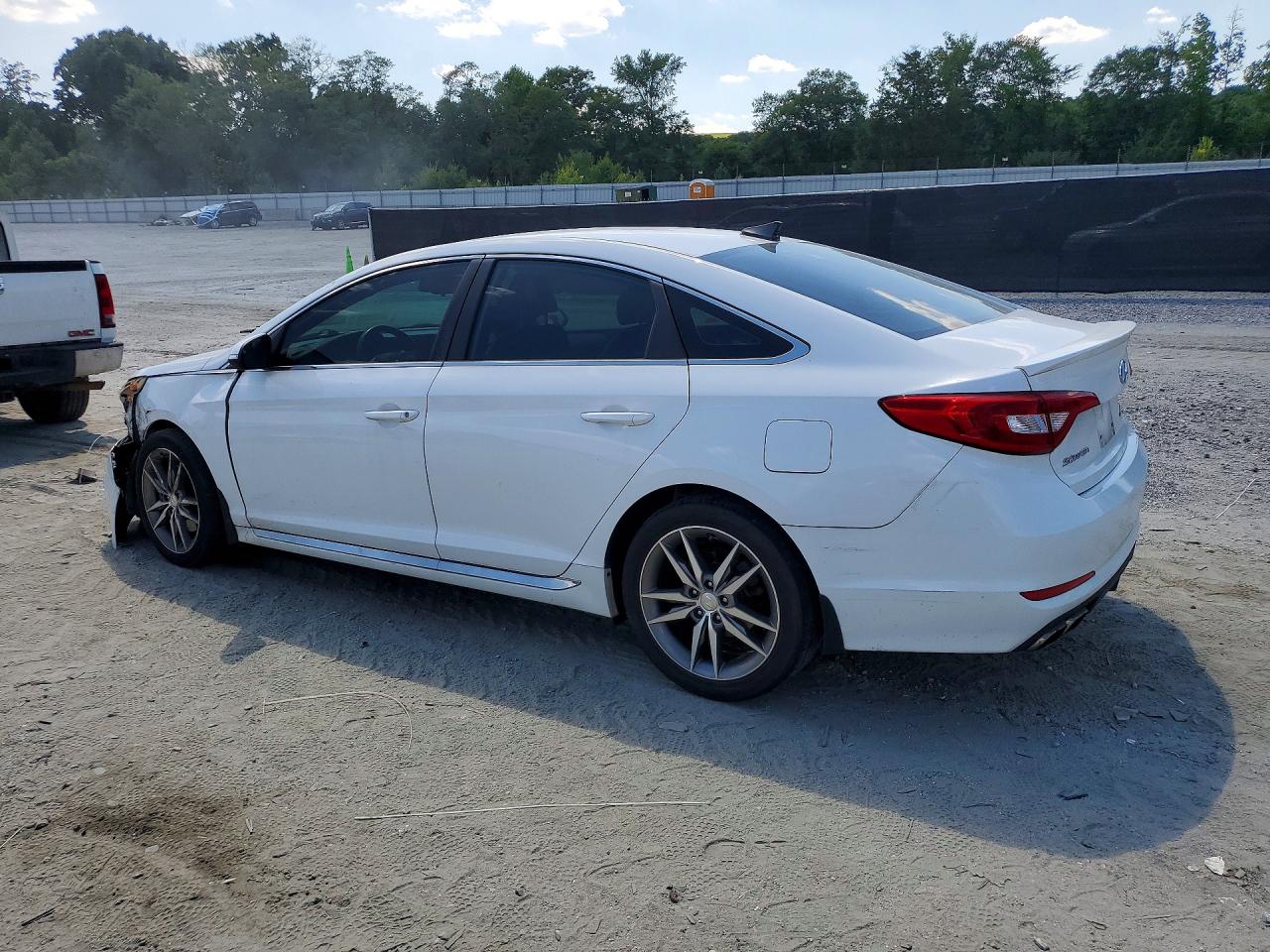 2017 Hyundai Sonata Sport 2.0t White vin: 5NPE34AB4HH571378