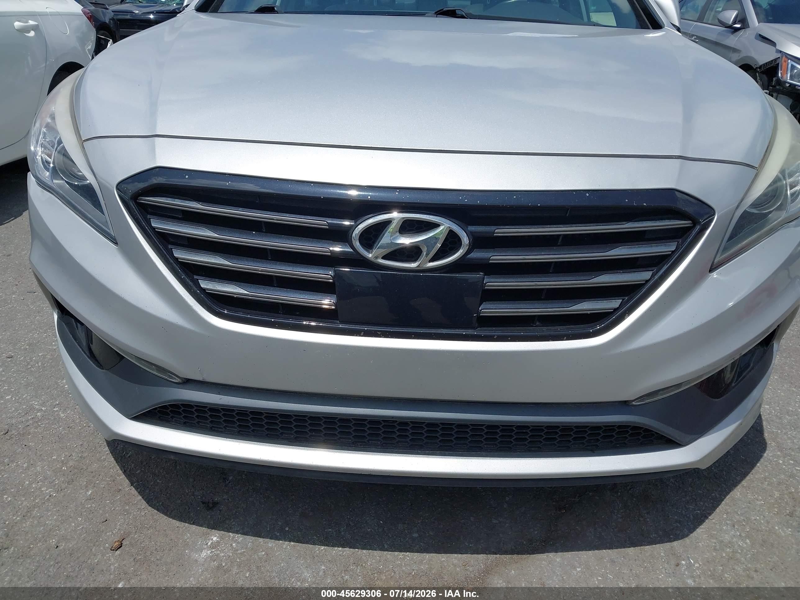 2015 Hyundai Sonata Sport 2.0t Серебряный vin: 5NPE34AB5FH055799