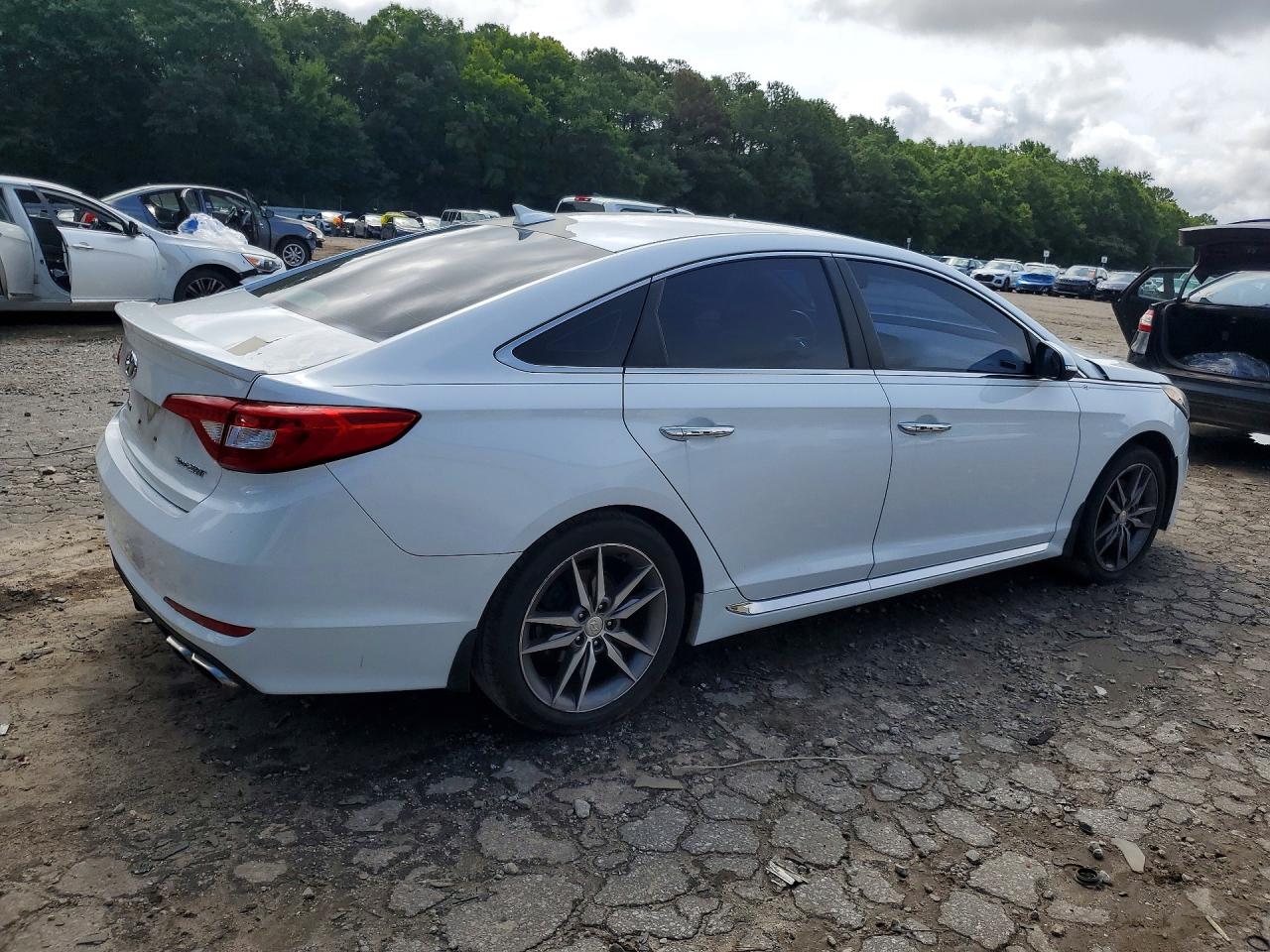2015 Hyundai Sonata Sport 2.0t White vin: 5NPE34AB5FH192970