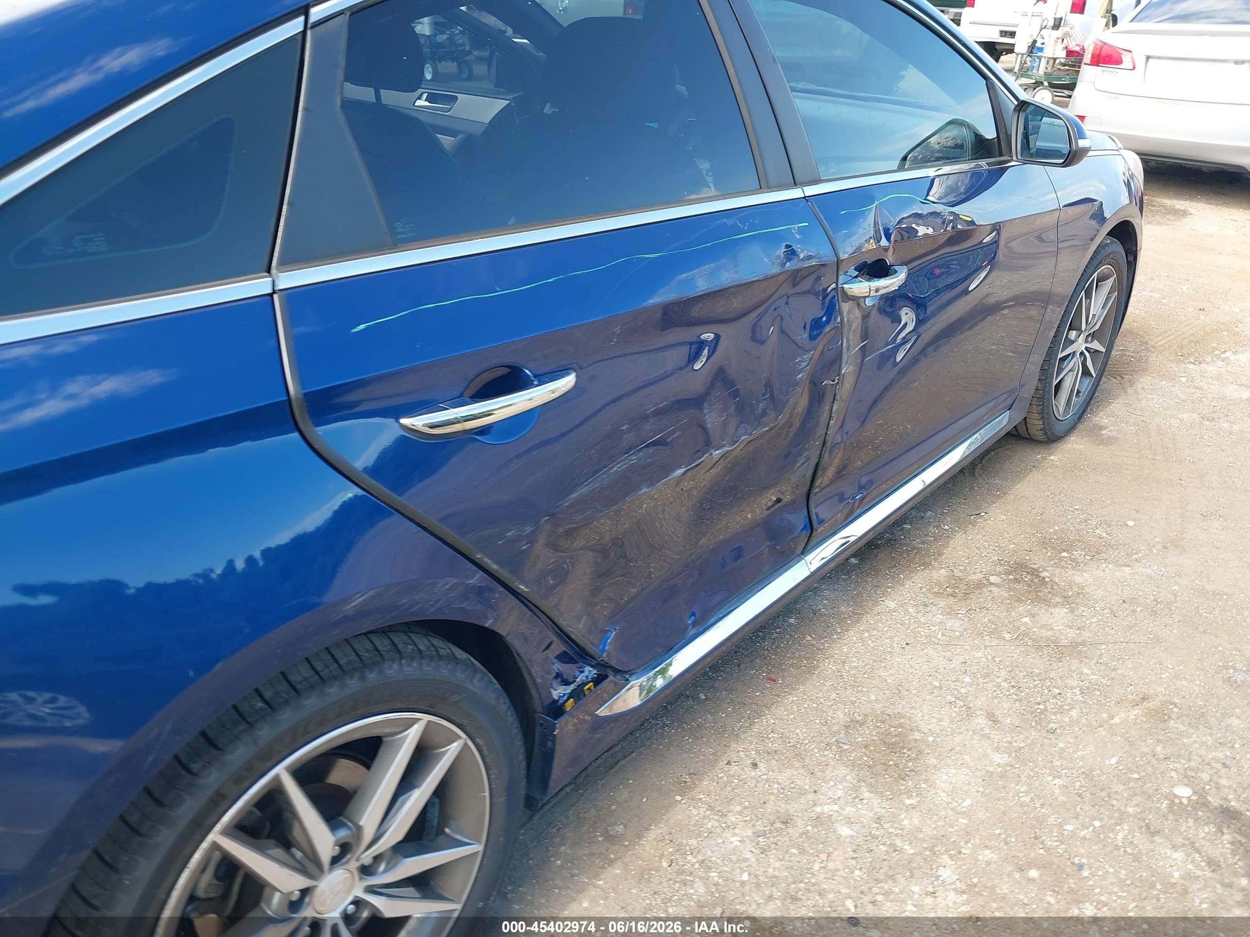 2015 Hyundai Sonata Sport 2.0t Blue vin: 5NPE34AB6FH047713