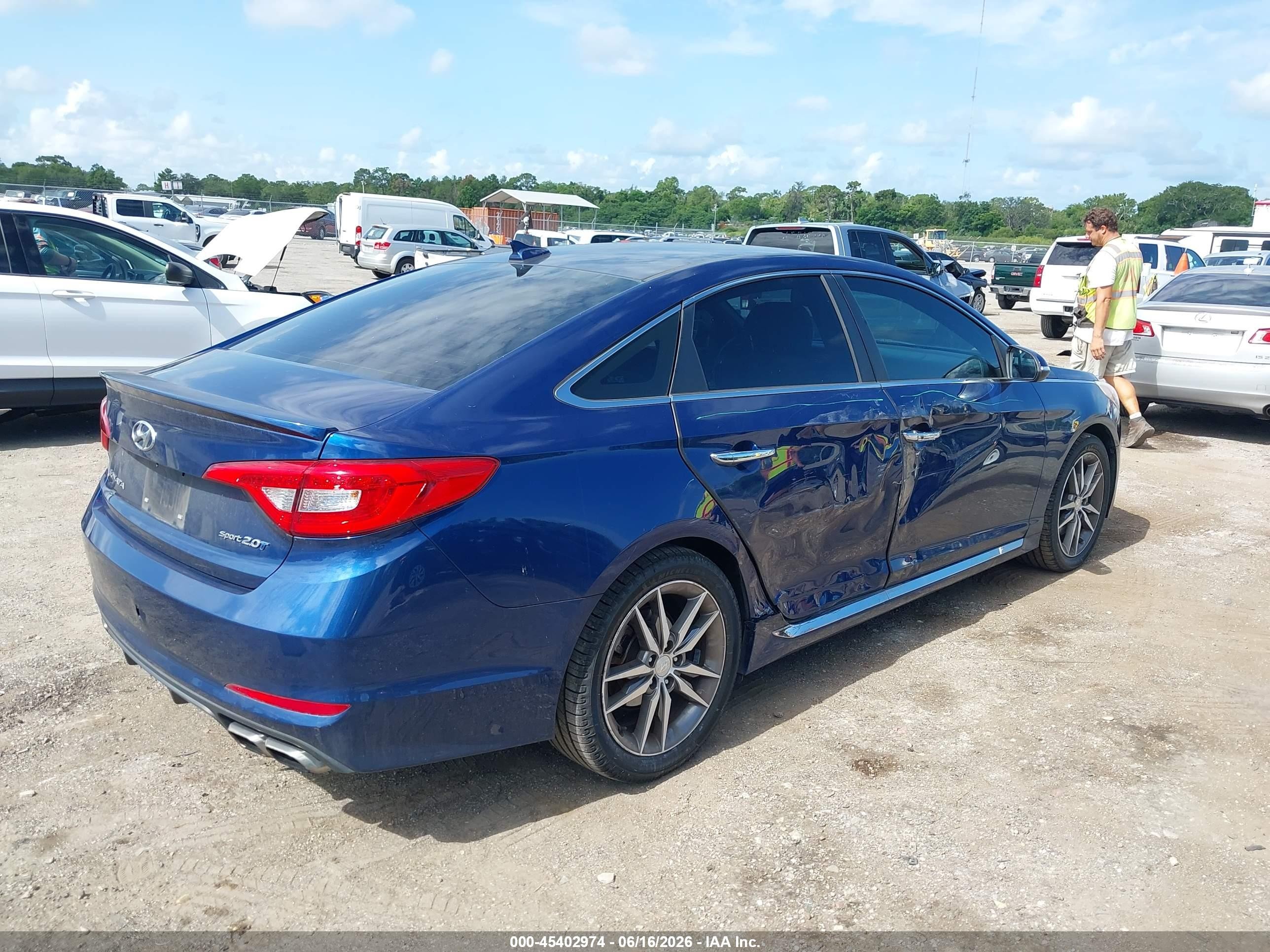 2015 Hyundai Sonata Sport 2.0t Blue vin: 5NPE34AB6FH047713