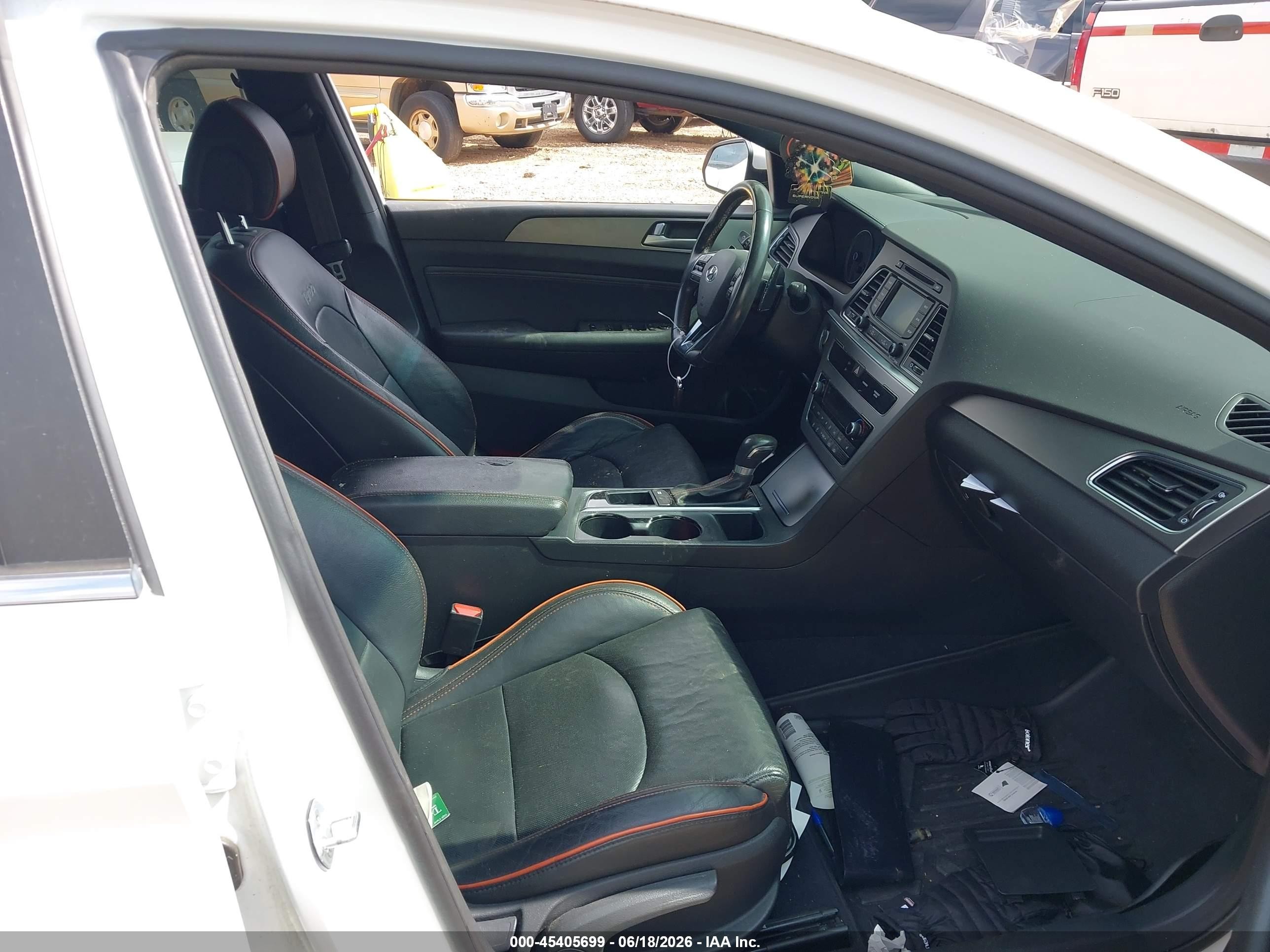 2015 Hyundai Sonata Sport 2.0t White vin: 5NPE34AB6FH090982