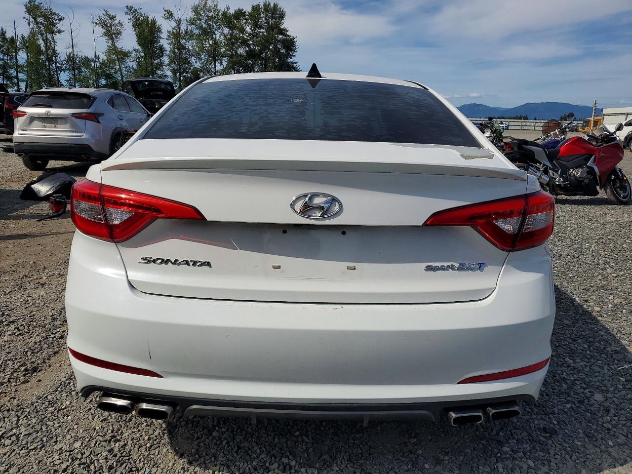 2015 Hyundai Sonata Sport 2.0t White vin: 5NPE34AB6FH110096