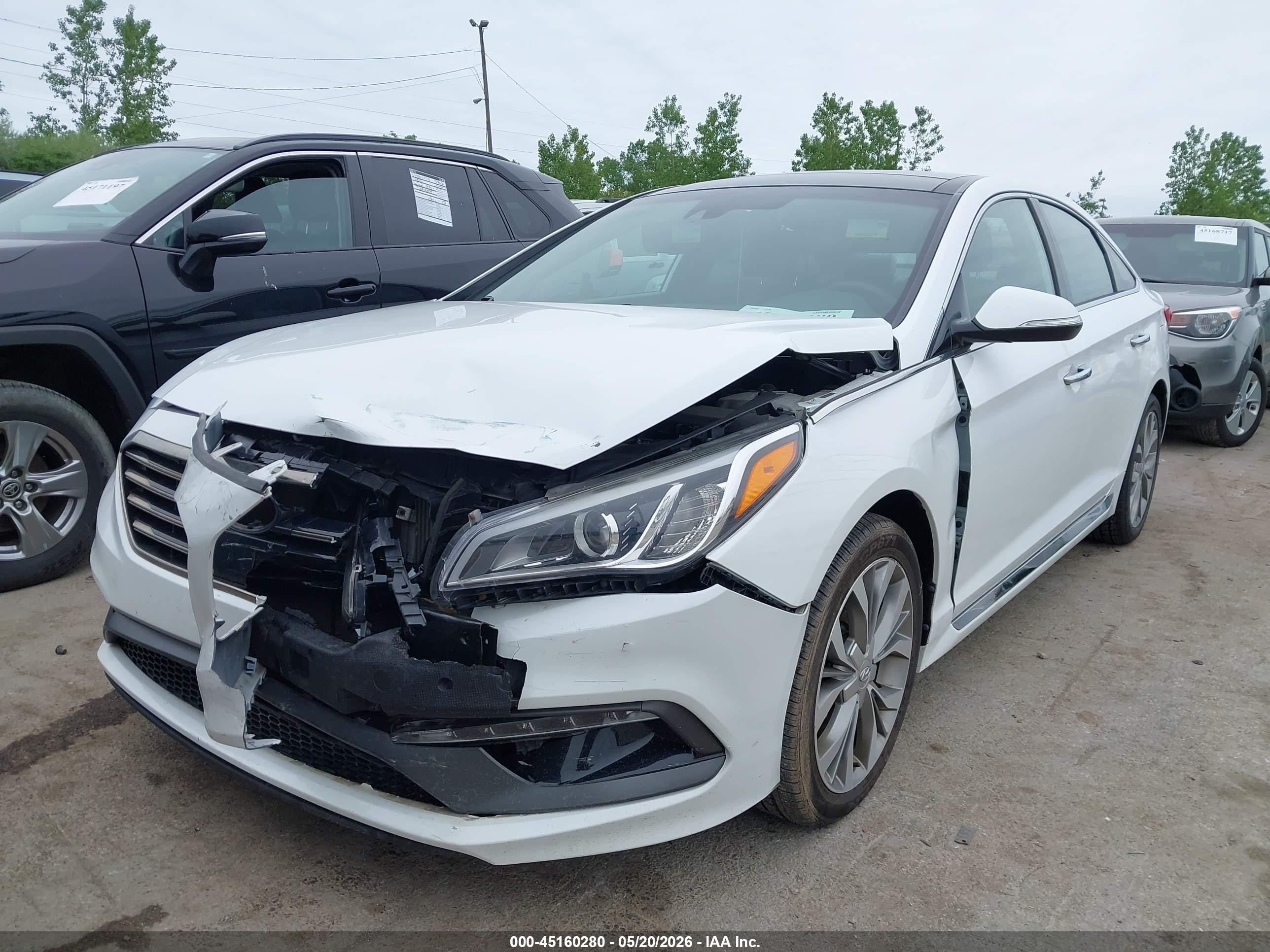 2015 Hyundai Sonata Limited 2.0t White vin: 5NPE34AB6FH123981