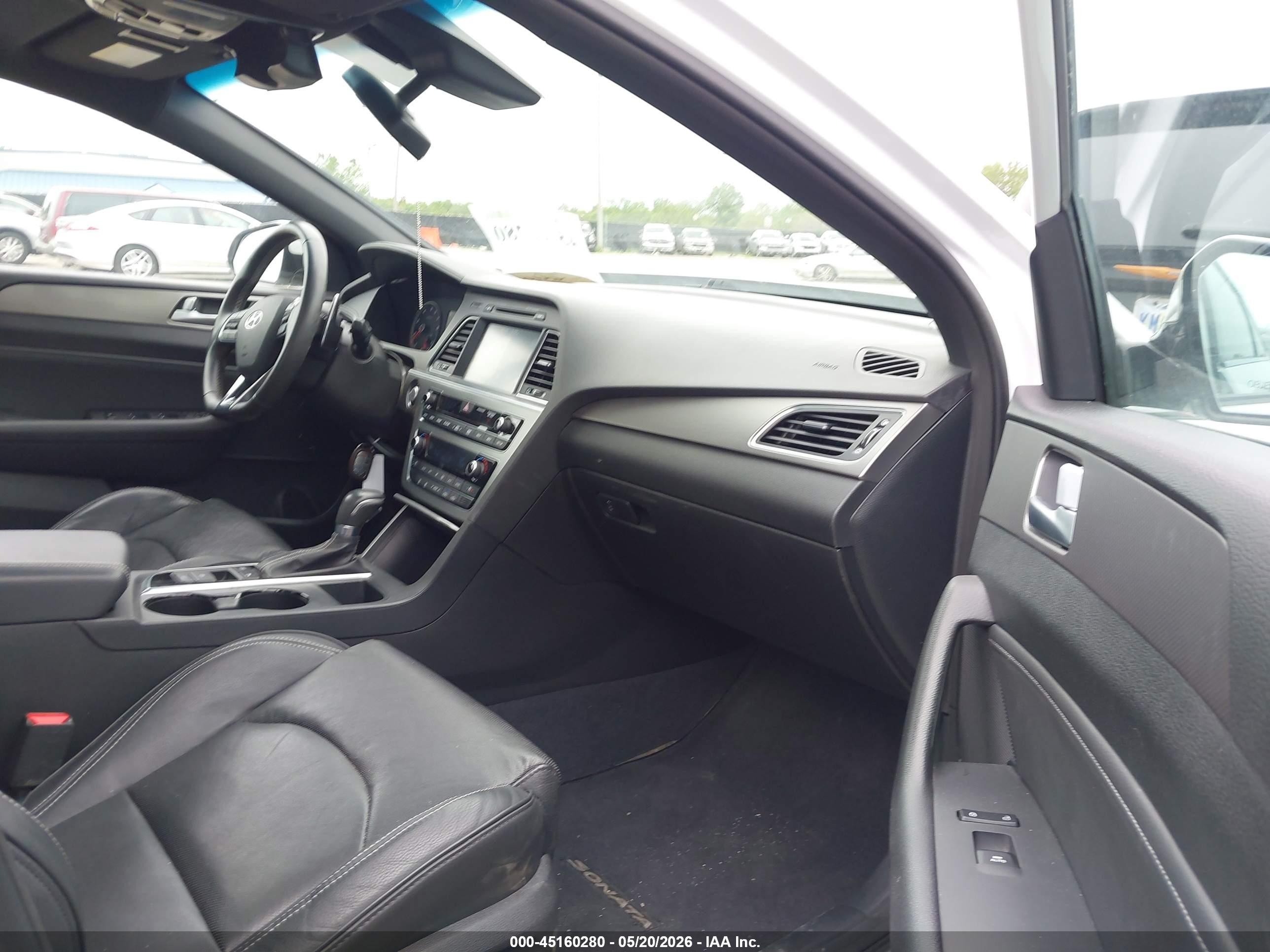 2015 Hyundai Sonata Limited 2.0t White vin: 5NPE34AB6FH123981