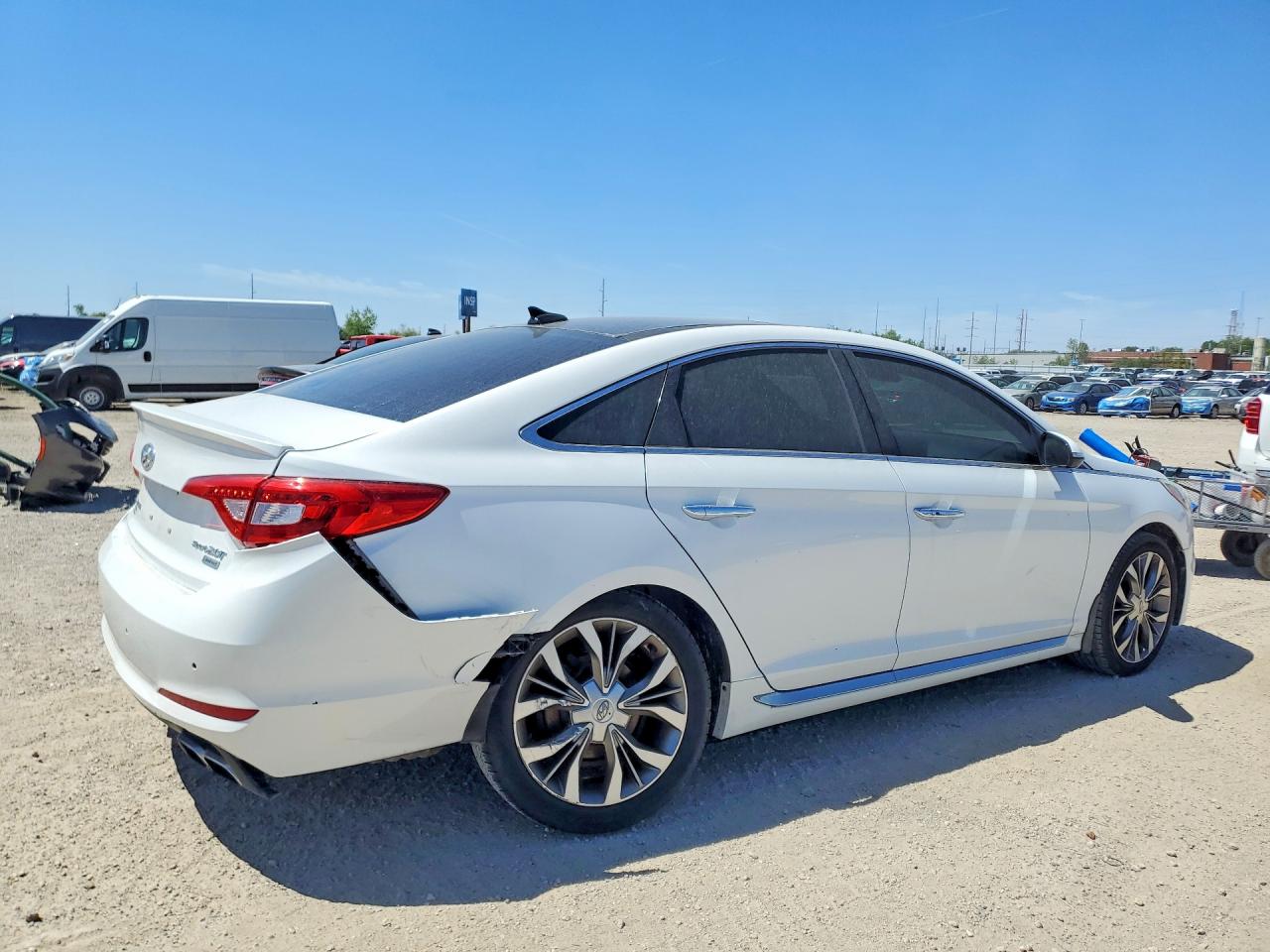 2015 Hyundai Sonata Limited 2.0t White vin: 5NPE34AB6FH162540
