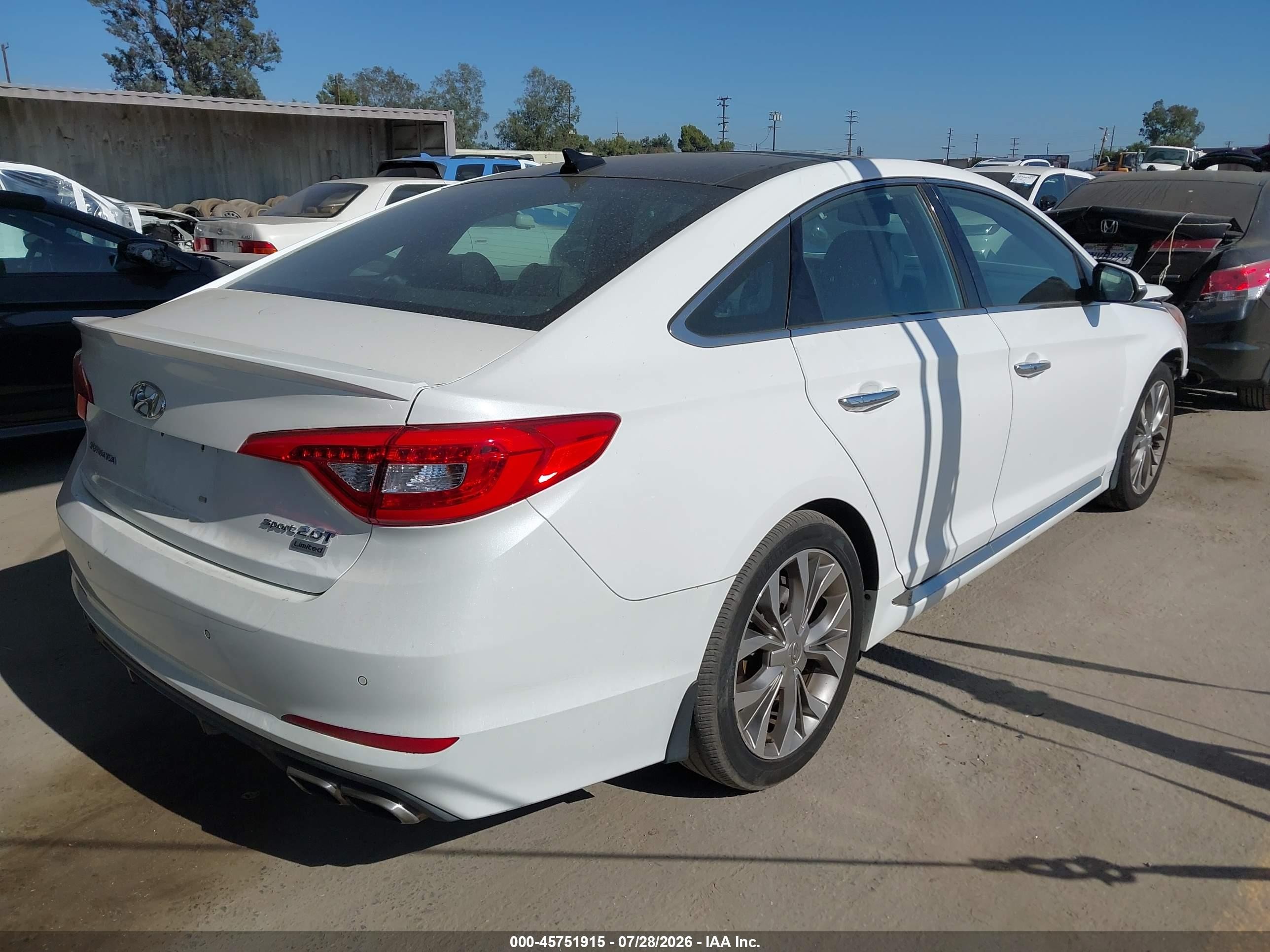 2015 Hyundai Sonata Limited 2.0t White vin: 5NPE34AB6FH175577