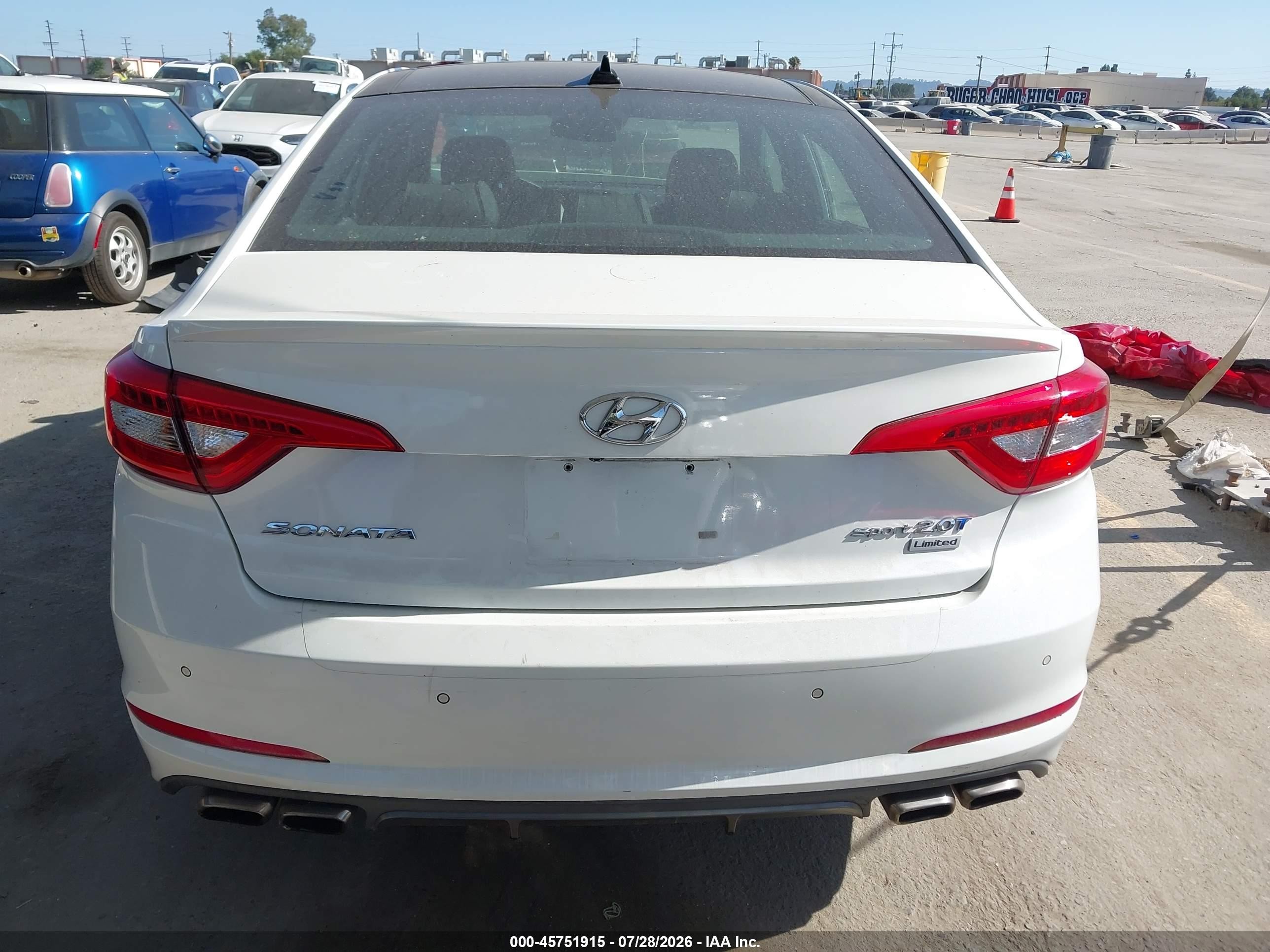 2015 Hyundai Sonata Limited 2.0t White vin: 5NPE34AB6FH175577