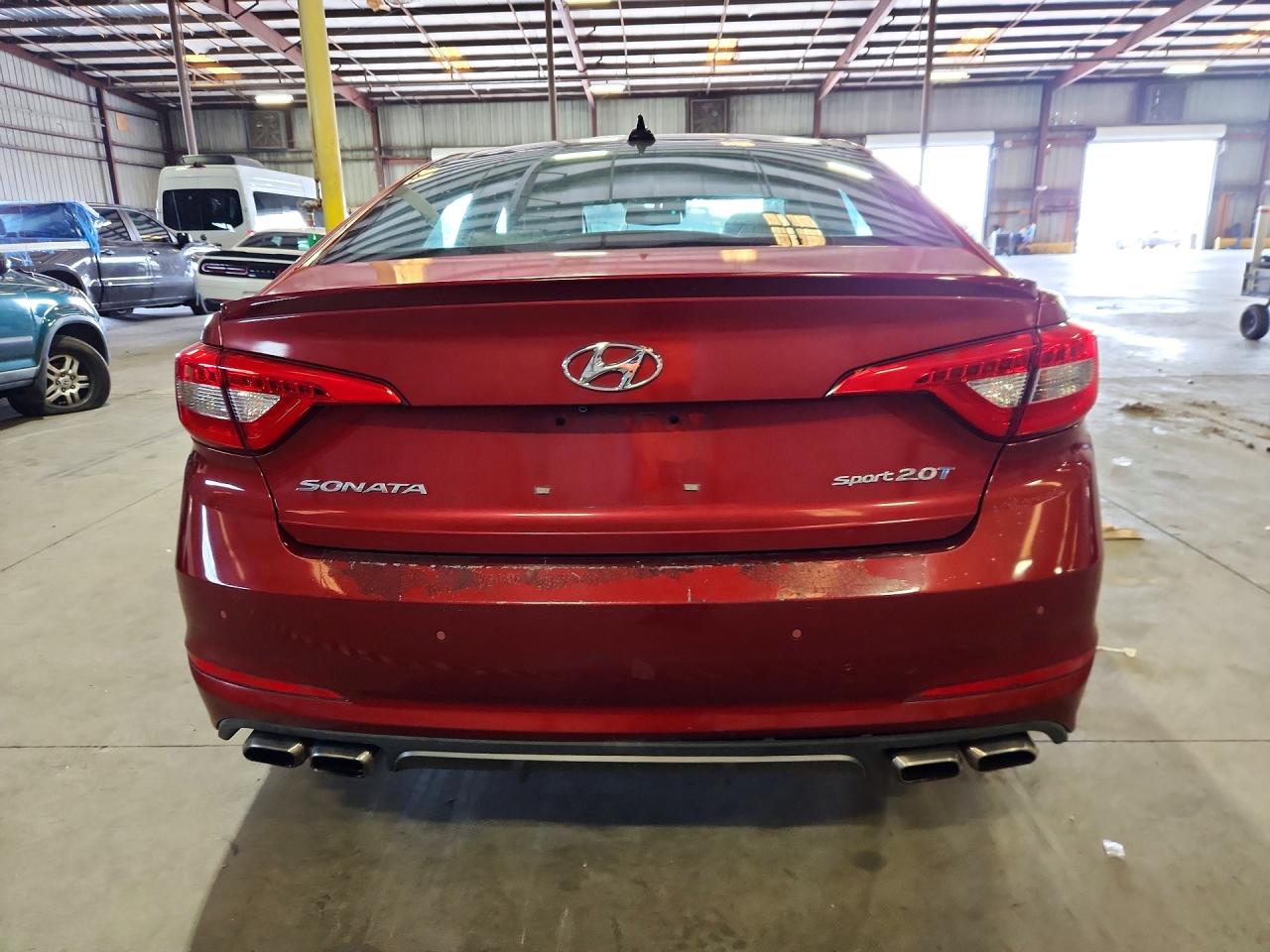 2015 Hyundai Sonata Sport 2.0t Red vin: 5NPE34AB7FH062155