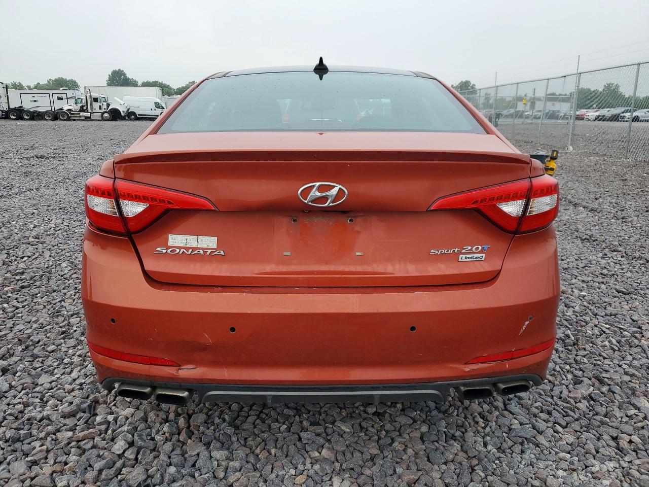 2015 Hyundai Sonata Limited 2.0t Оранжевый vin: 5NPE34AB8FH129927
