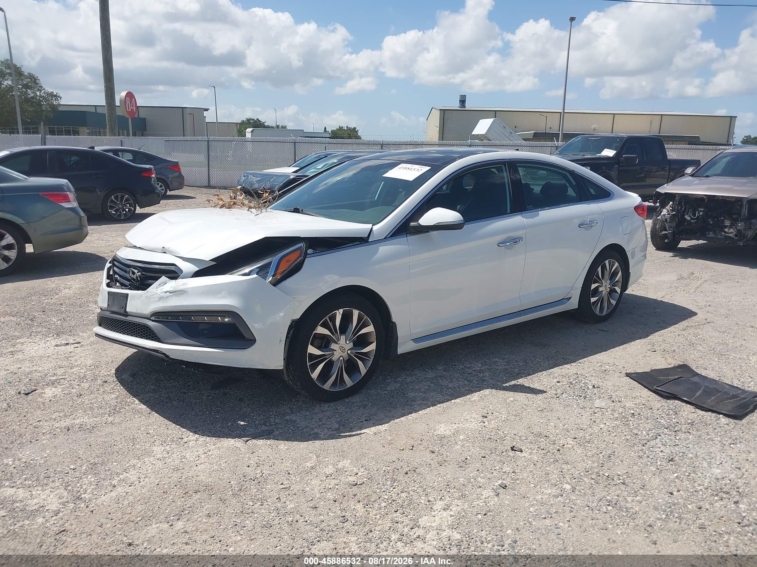 2015 Hyundai Sonata Limited 2.0t White vin: 5NPE34AB8FH134884