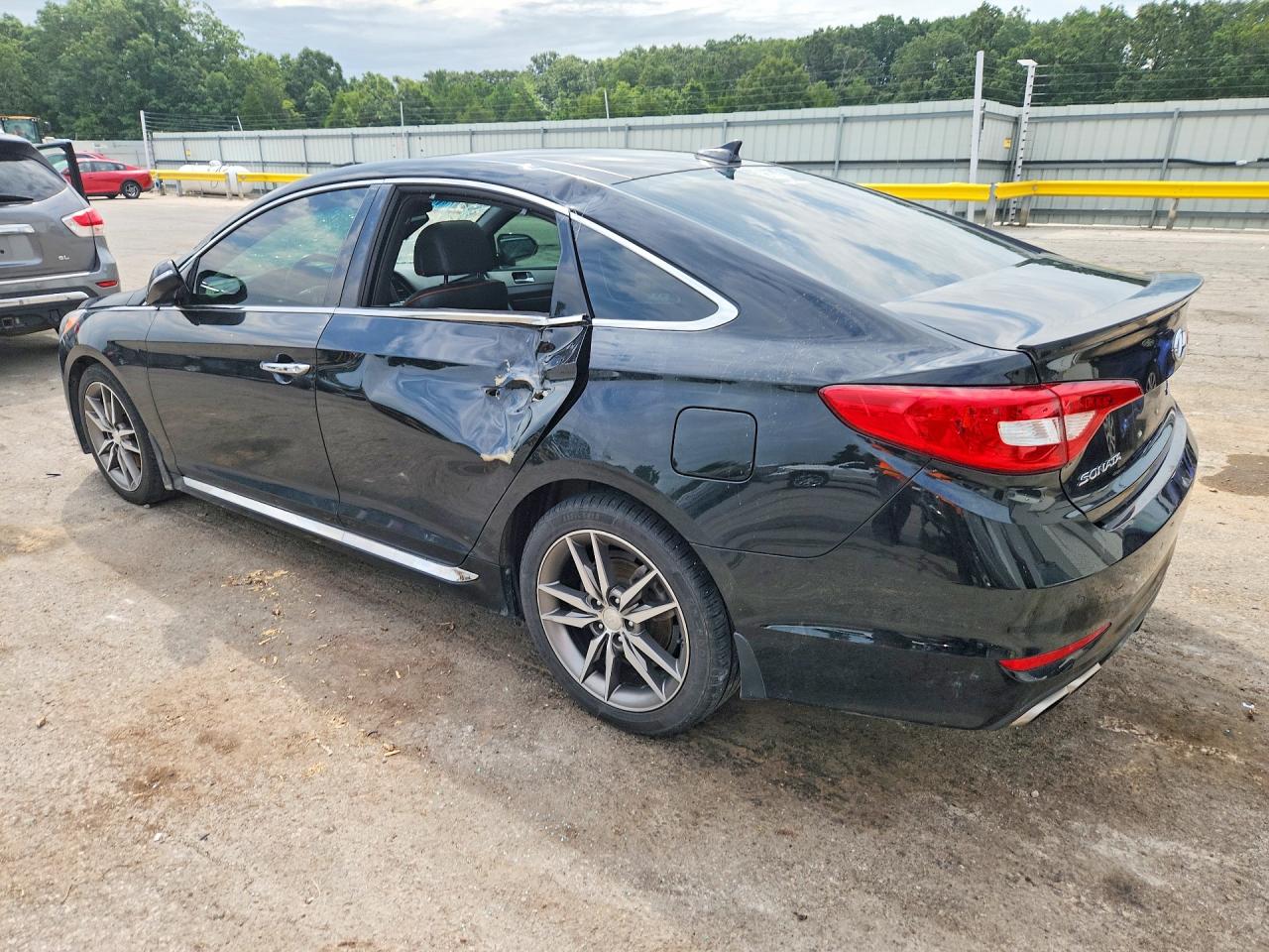 2015 Hyundai Sonata Sport 2.0t Black vin: 5NPE34AB9FH049097