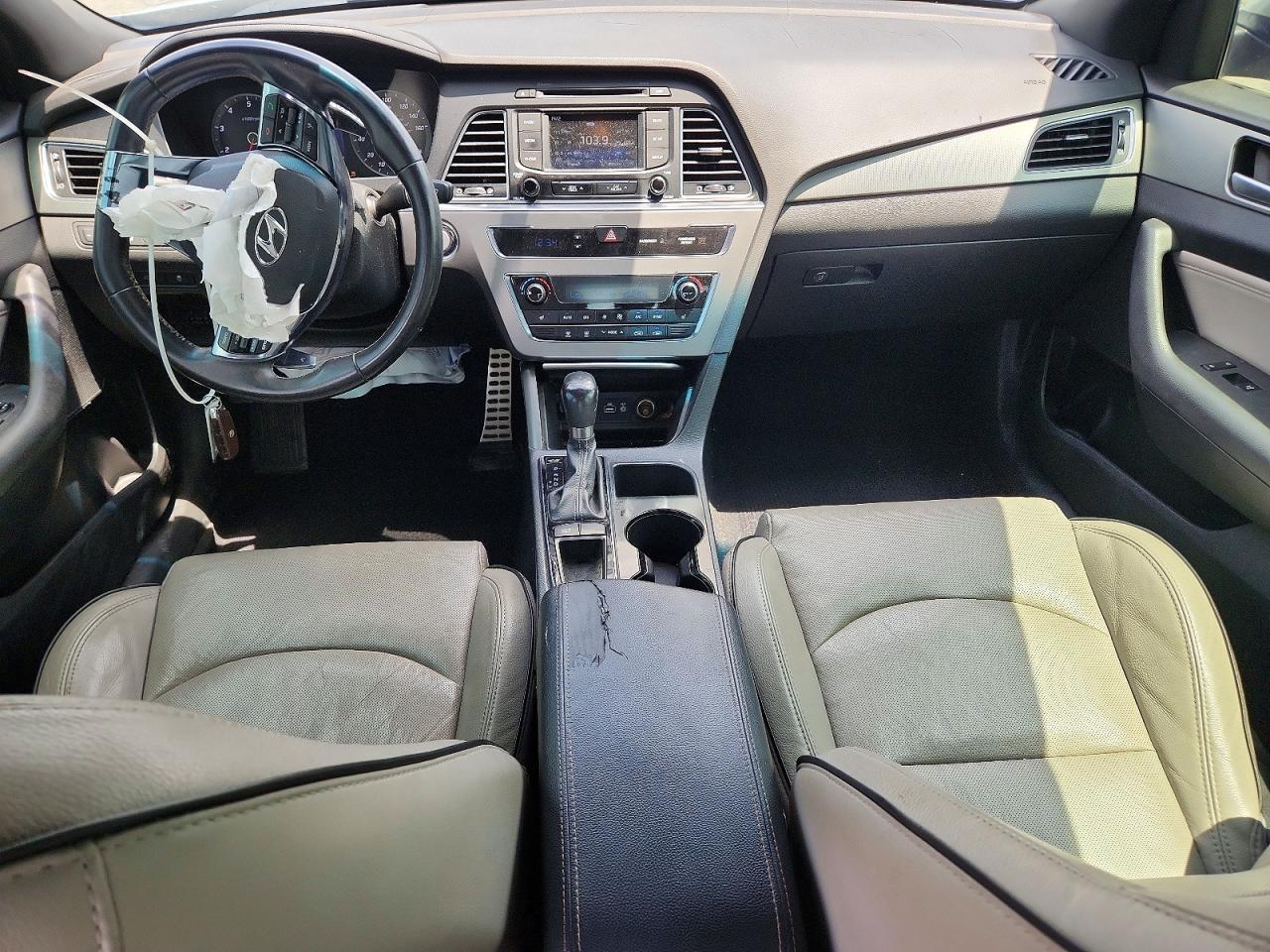 2015 Hyundai Sonata Sport 2.0t Silver vin: 5NPE34AB9FH091690