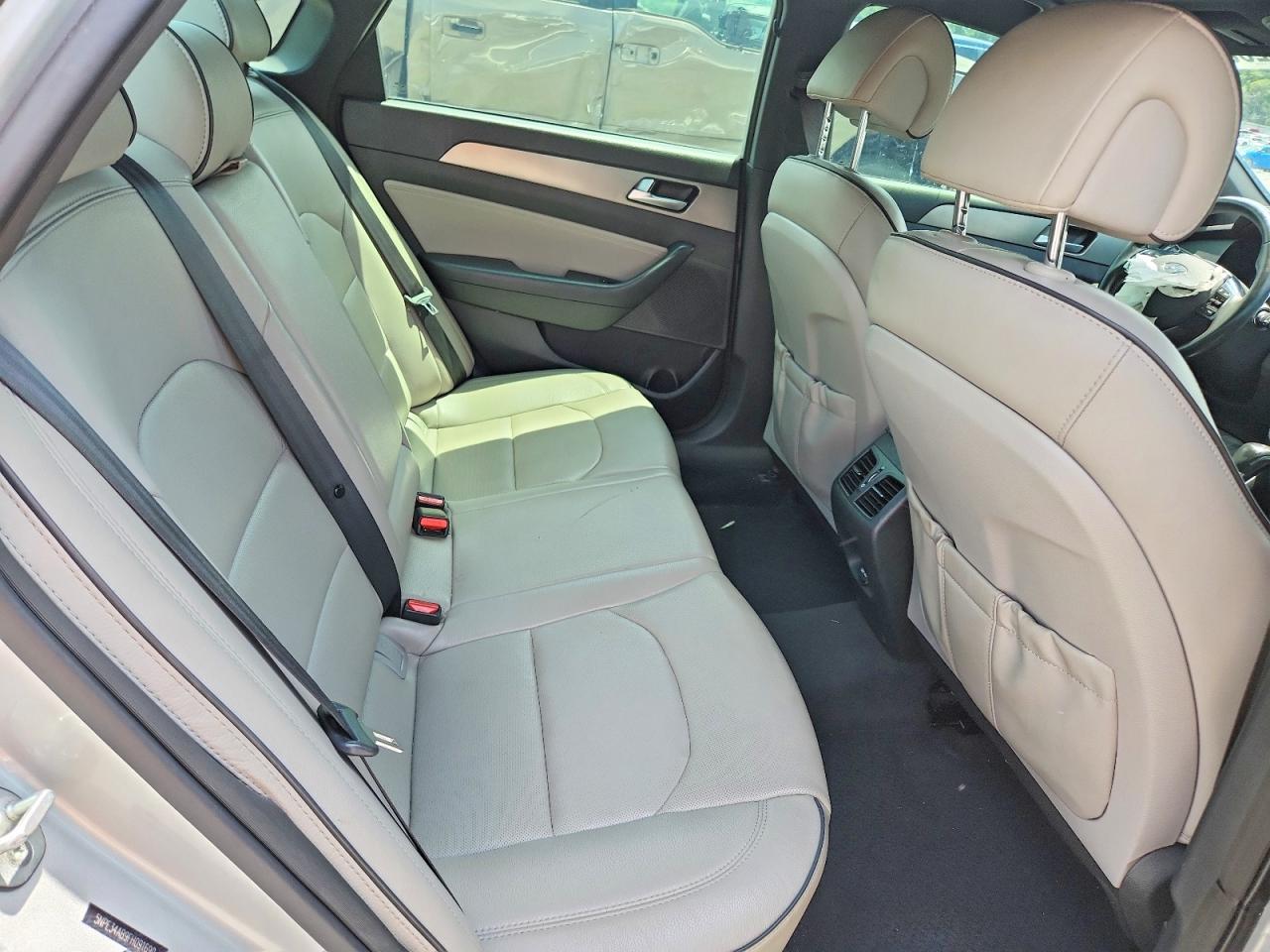 2015 Hyundai Sonata Sport 2.0t Silver vin: 5NPE34AB9FH091690
