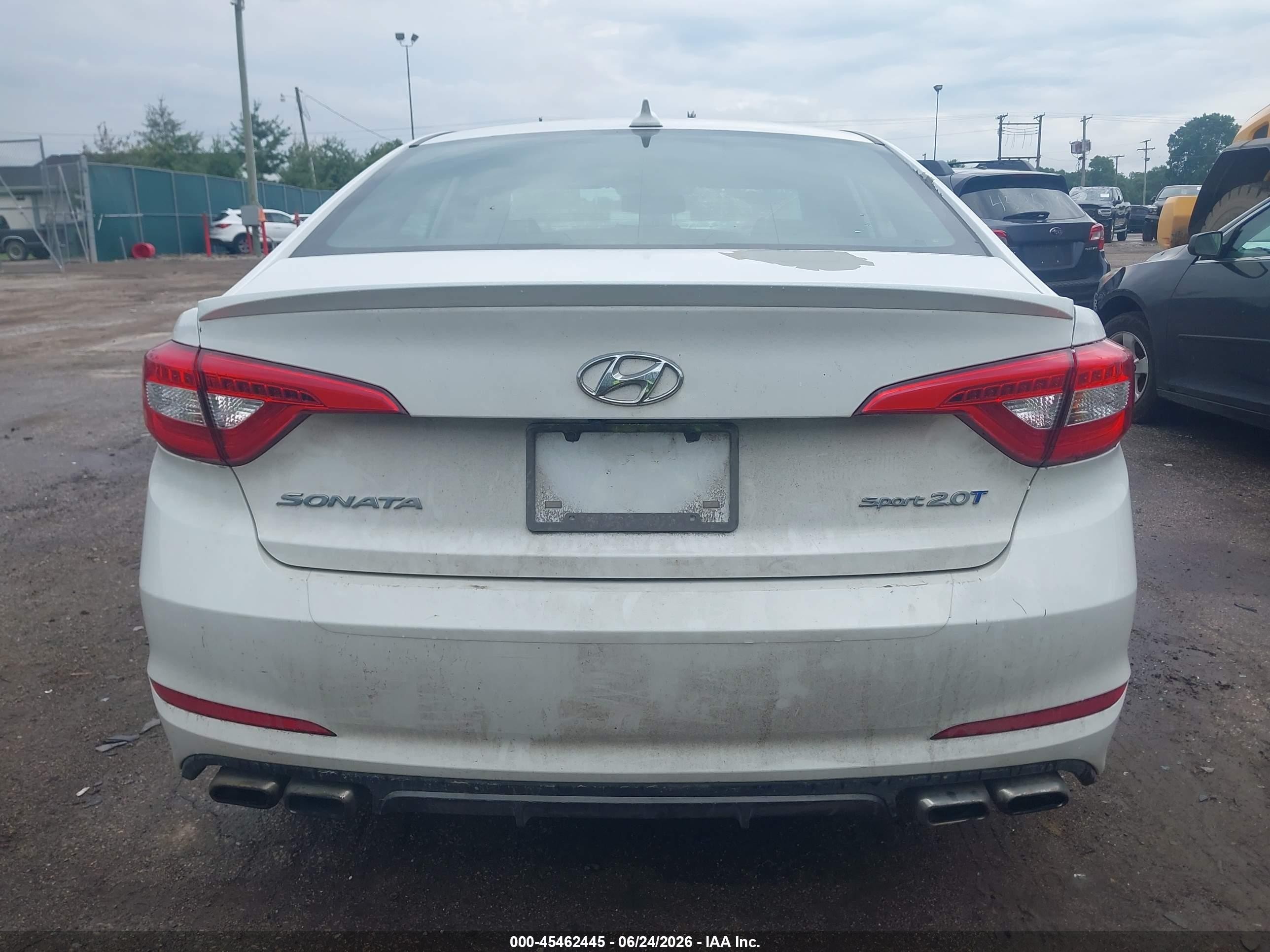 2015 Hyundai Sonata Sport 2.0t White vin: 5NPE34AB9FH160121