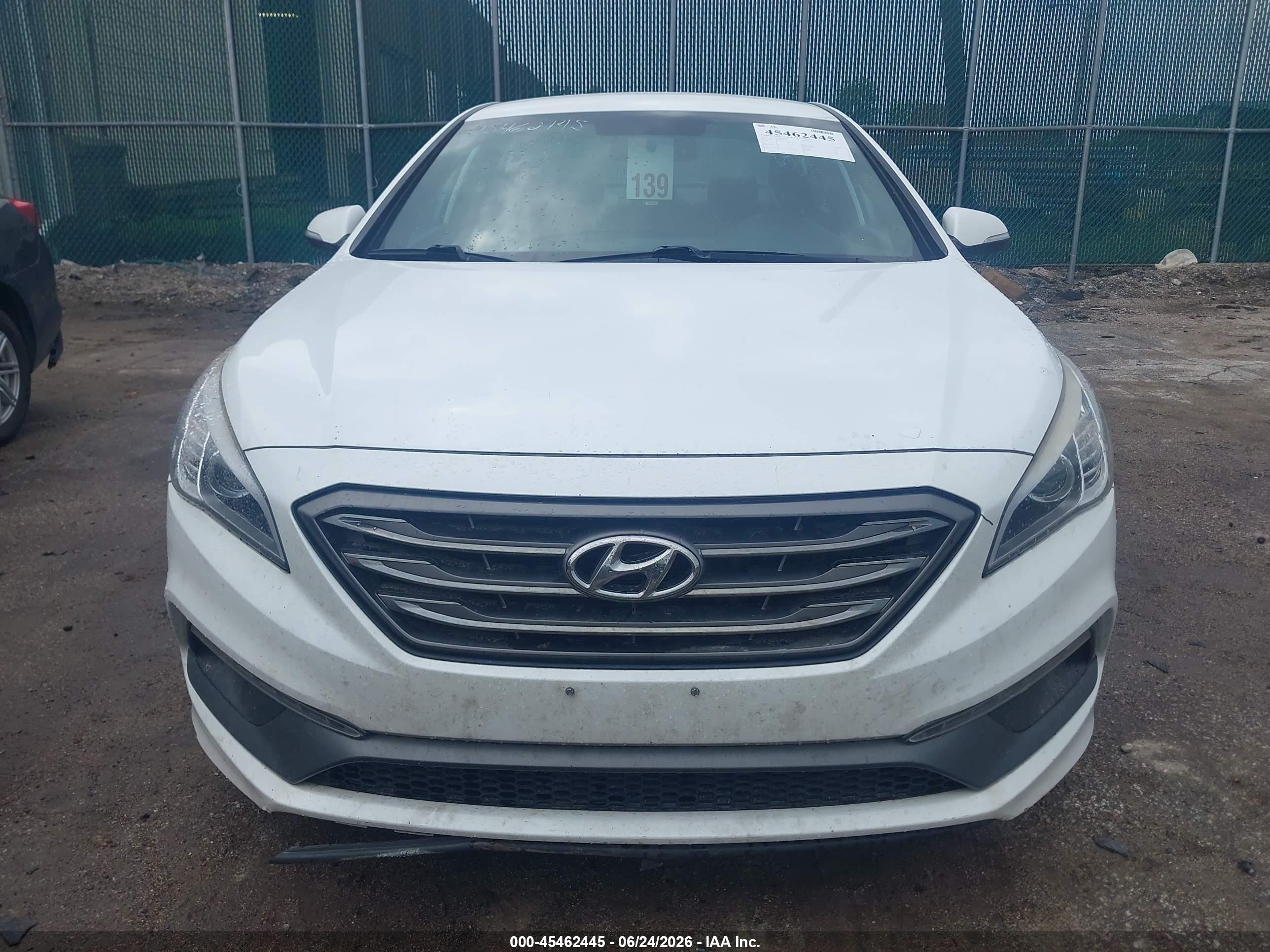 2015 Hyundai Sonata Sport 2.0t White vin: 5NPE34AB9FH160121