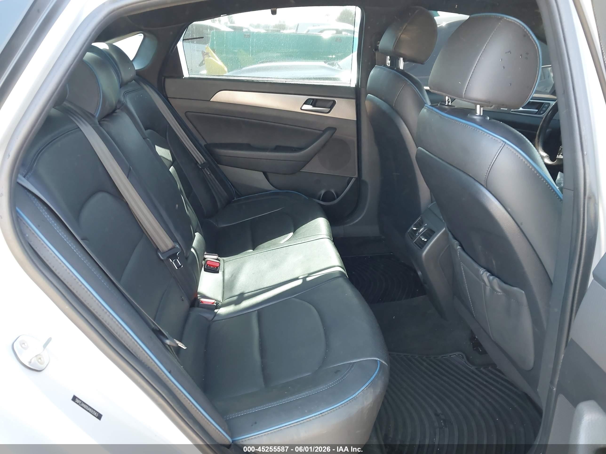 2018 Hyundai Sonata Limited 2.0t Серебряный vin: 5NPE34AB9JH693563