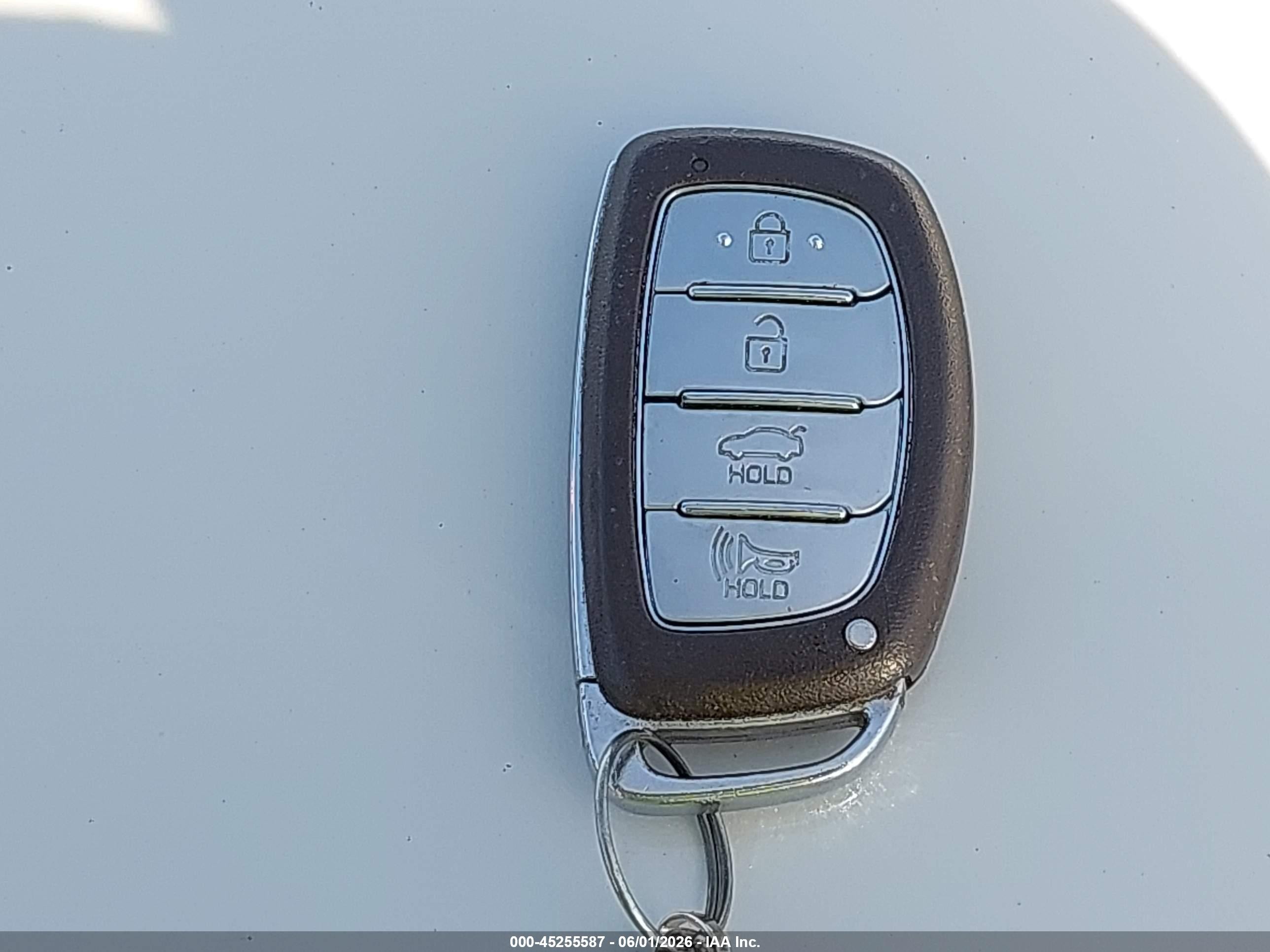 2018 Hyundai Sonata Limited 2.0t Серебряный vin: 5NPE34AB9JH693563