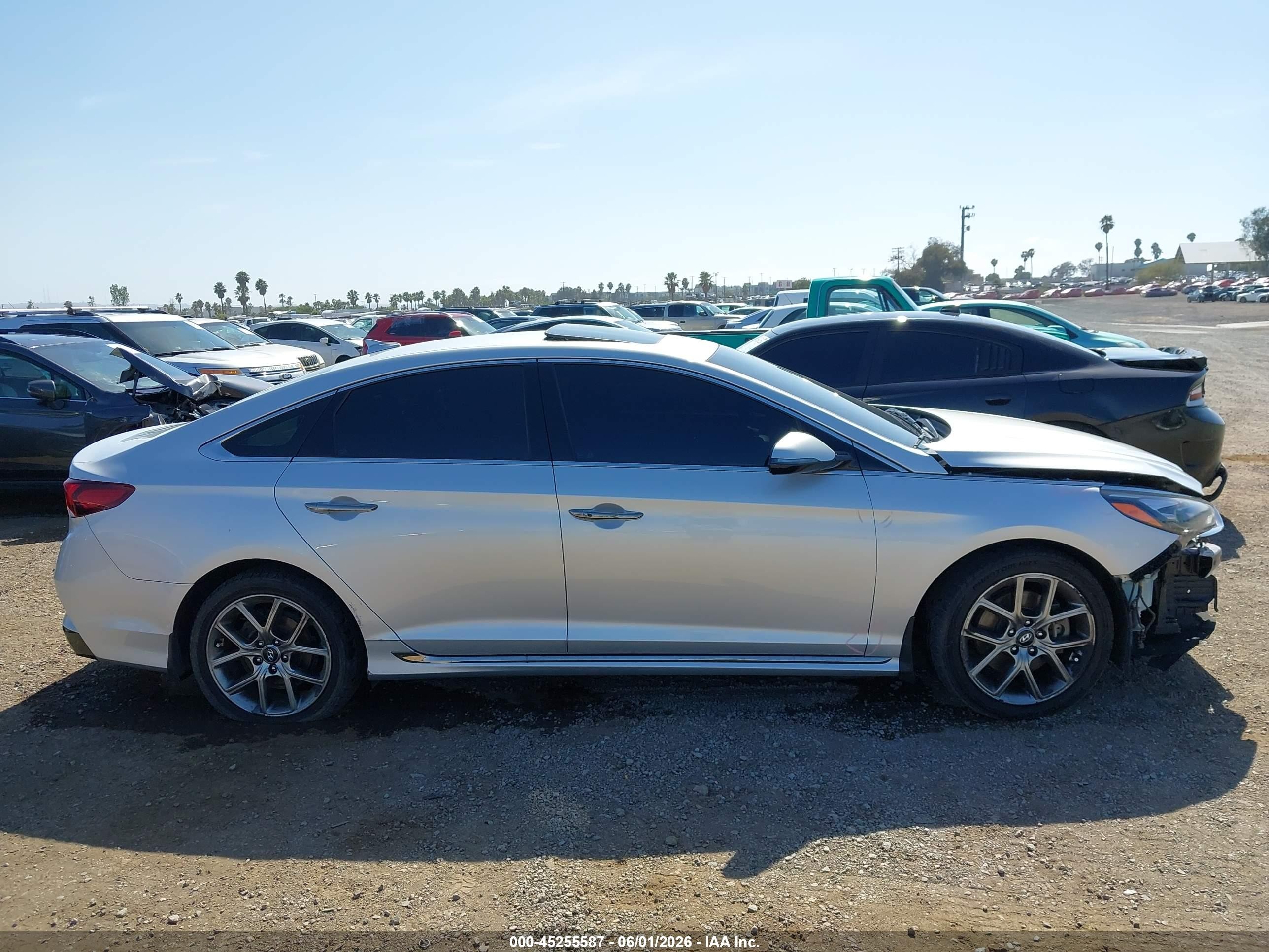2018 Hyundai Sonata Limited 2.0t Серебряный vin: 5NPE34AB9JH693563