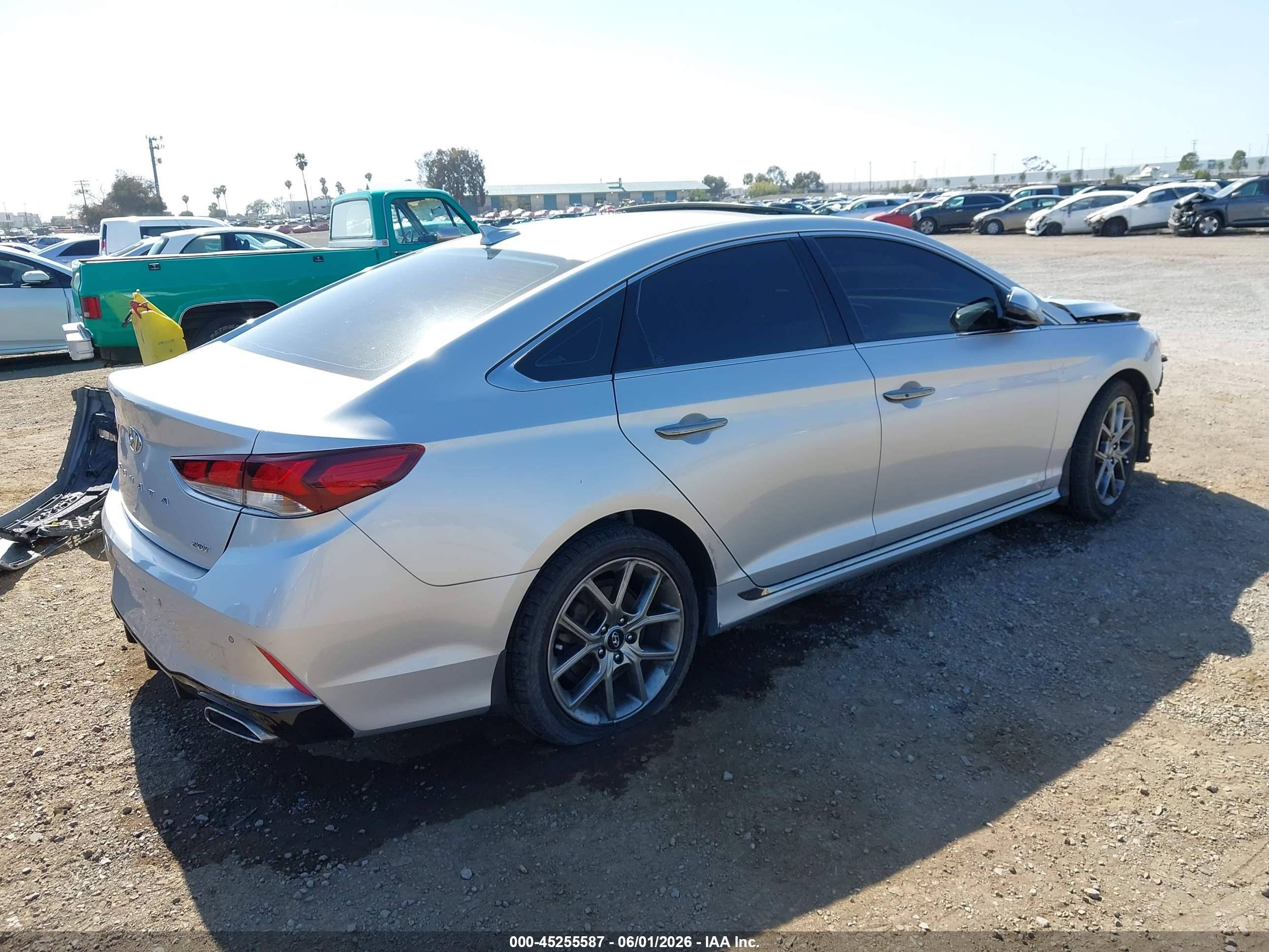 2018 Hyundai Sonata Limited 2.0t Серебряный vin: 5NPE34AB9JH693563