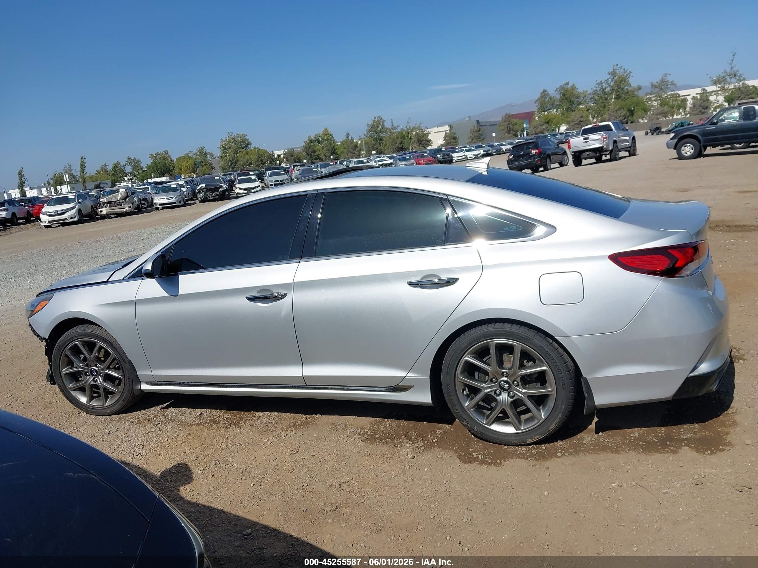 2018 Hyundai Sonata Limited 2.0t Серебряный vin: 5NPE34AB9JH693563