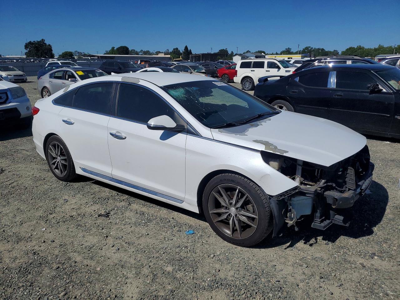 2015 Hyundai Sonata Sport 2.0t White vin: 5NPE34ABXFH083033