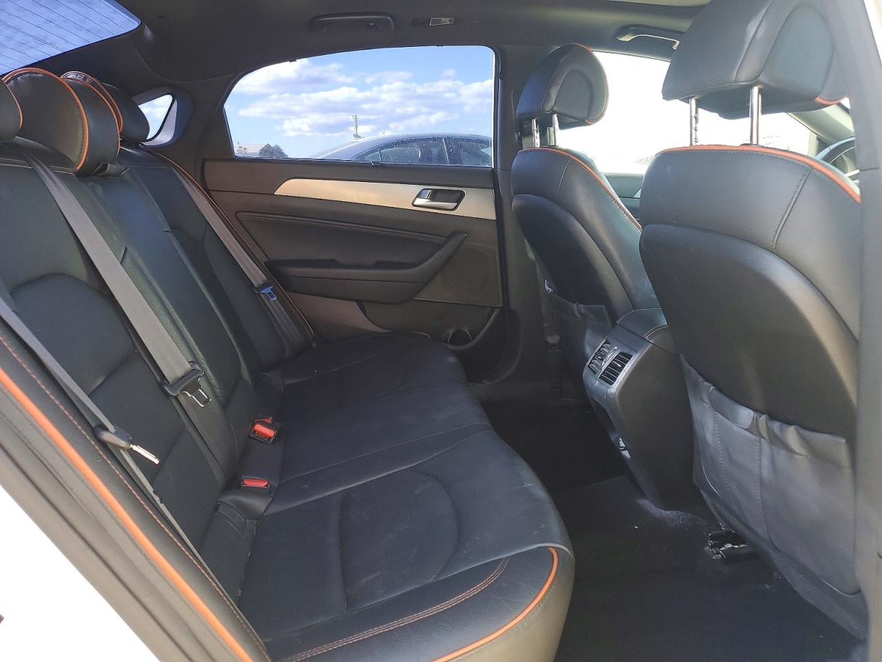 2015 Hyundai Sonata Limited 2.0t White vin: 5NPE34ABXFH146986