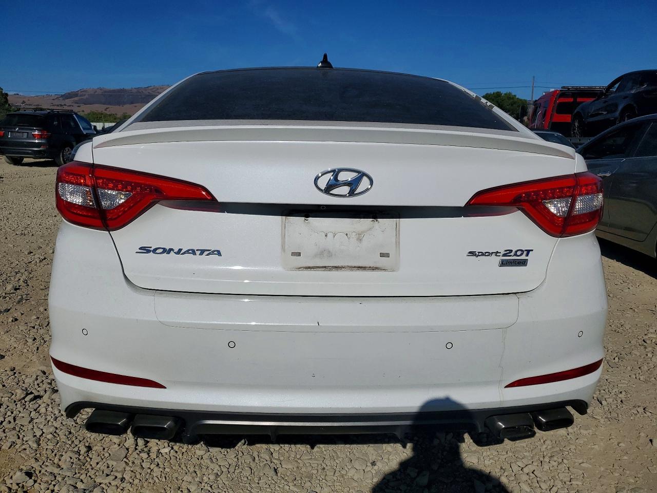 2015 Hyundai Sonata Limited 2.0t White vin: 5NPE34ABXFH146986
