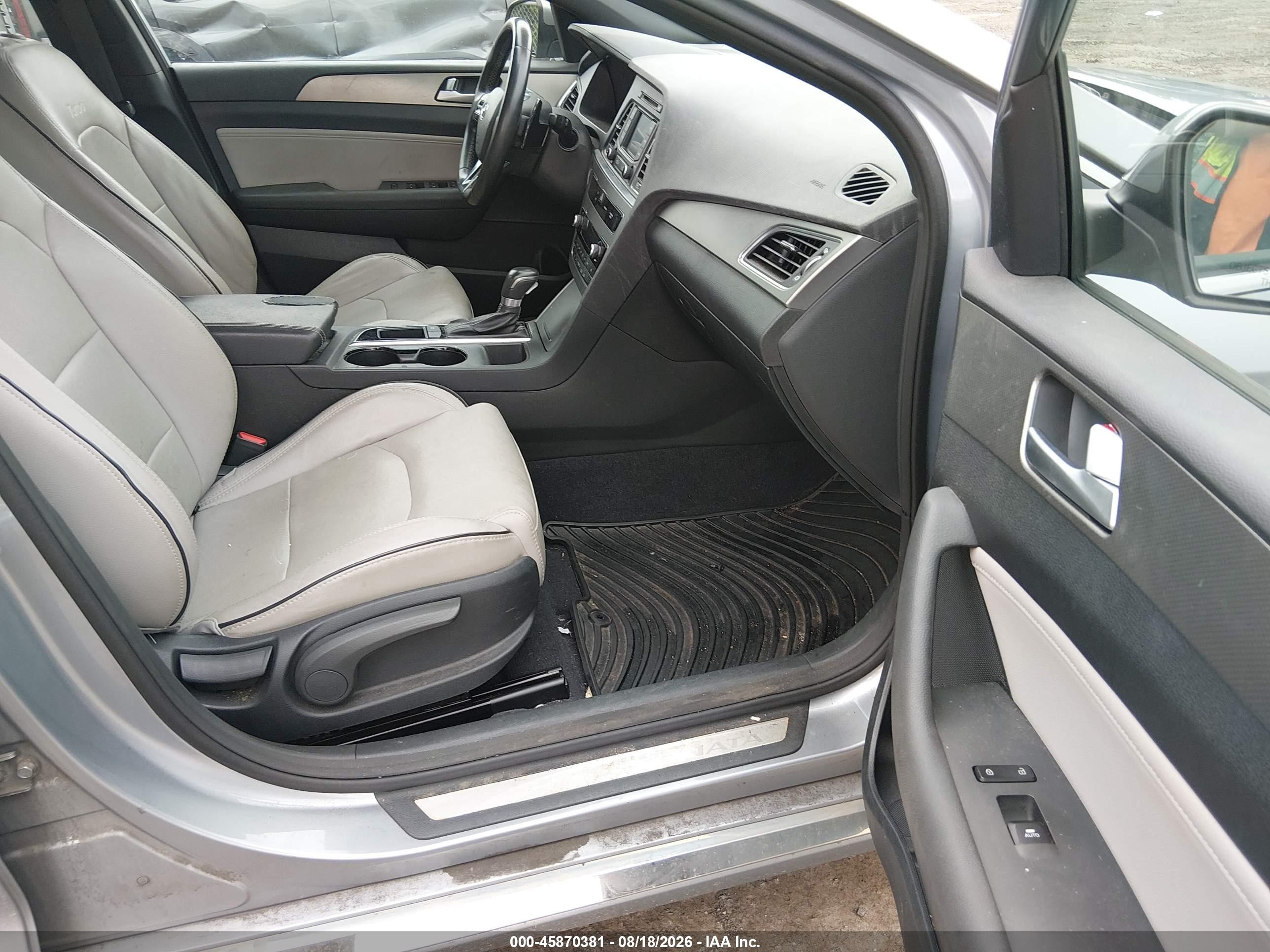2015 Hyundai Sonata Sport 2.0t Silver vin: 5NPE34ABXFH234355