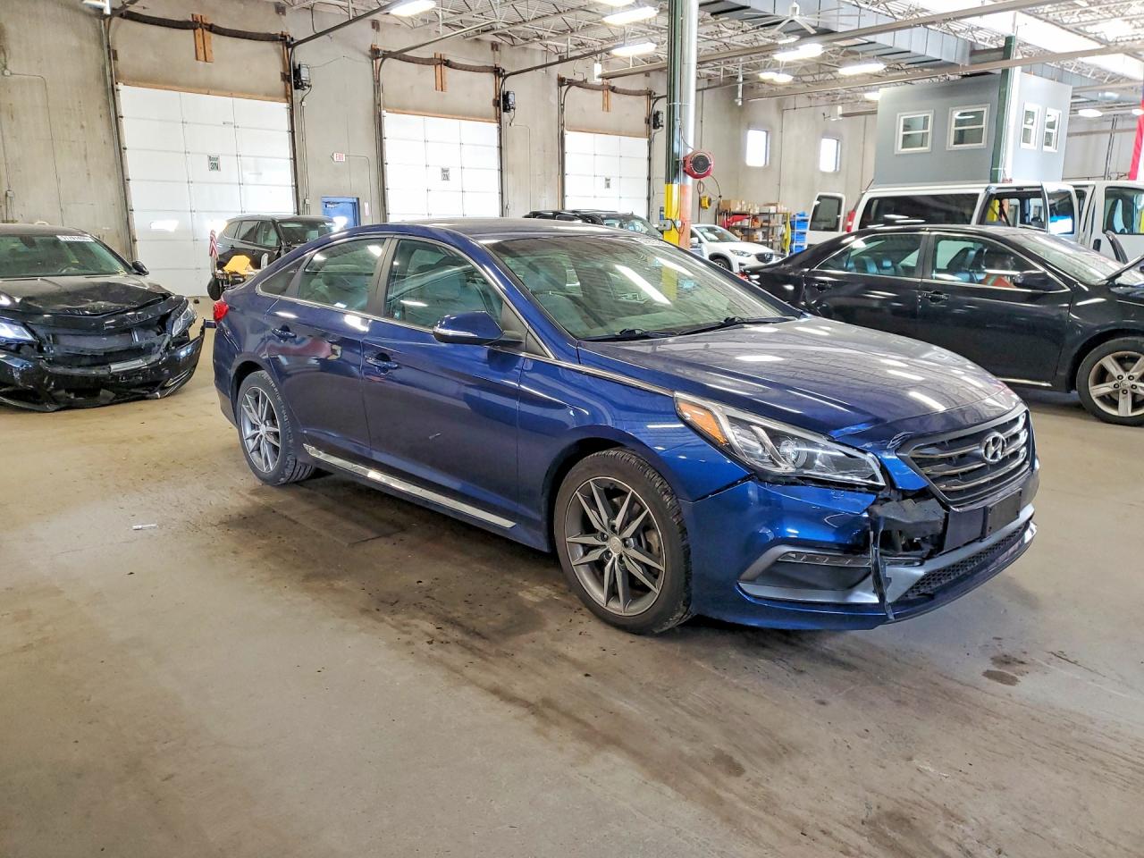 2017 Hyundai Sonata Sport 2.0t Blue vin: 5NPE34ABXHH558604
