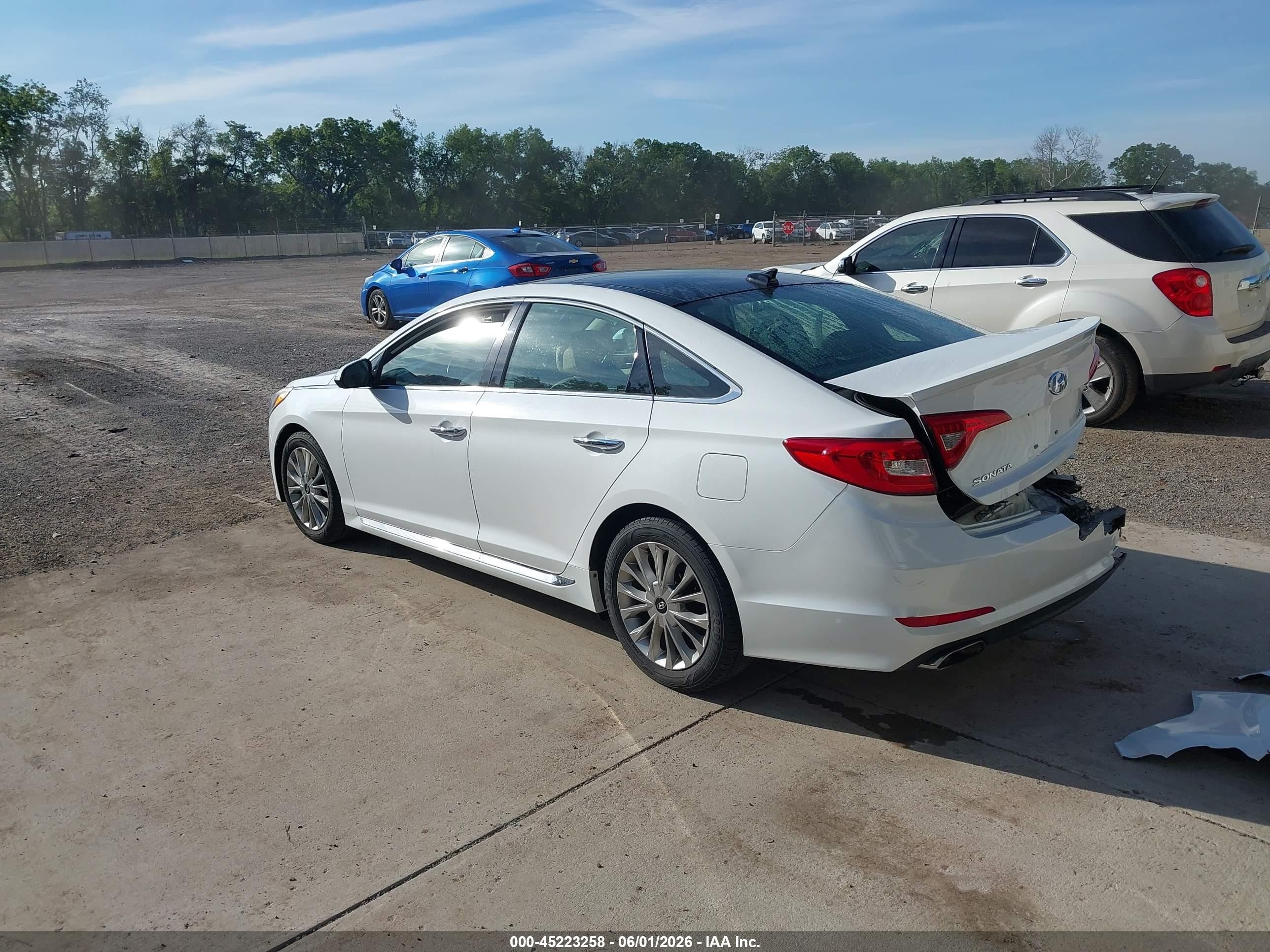 2015 Hyundai Sonata Limited White vin: 5NPE34AF0FH009381