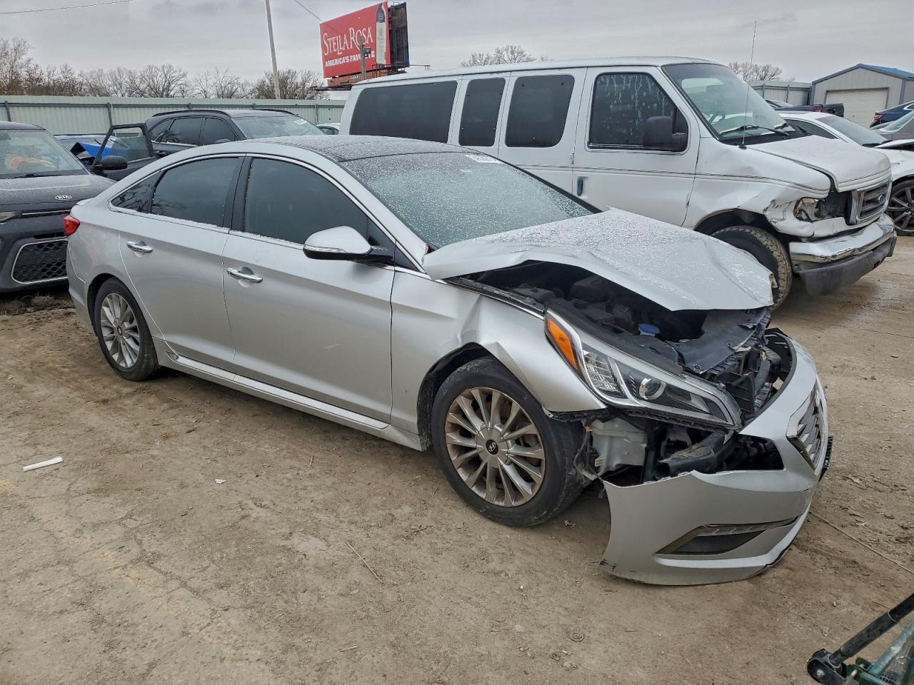 2015 Hyundai Sonata Серебряный vin: 5NPE34AF0FH024057