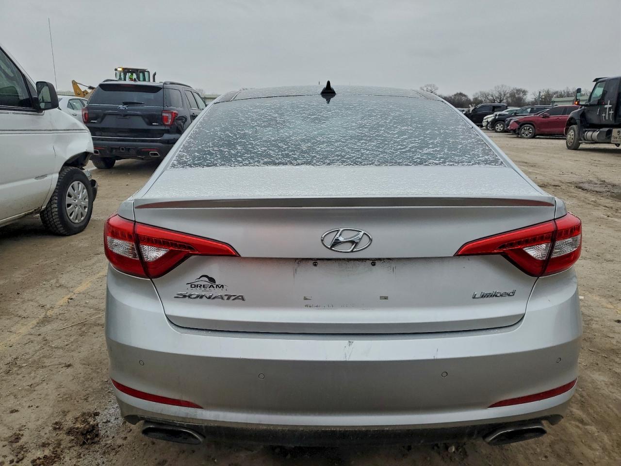 2015 Hyundai Sonata Серебряный vin: 5NPE34AF0FH024057