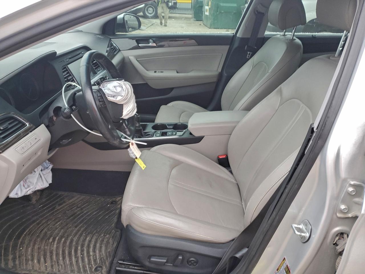 2015 Hyundai Sonata Серебряный vin: 5NPE34AF0FH024057