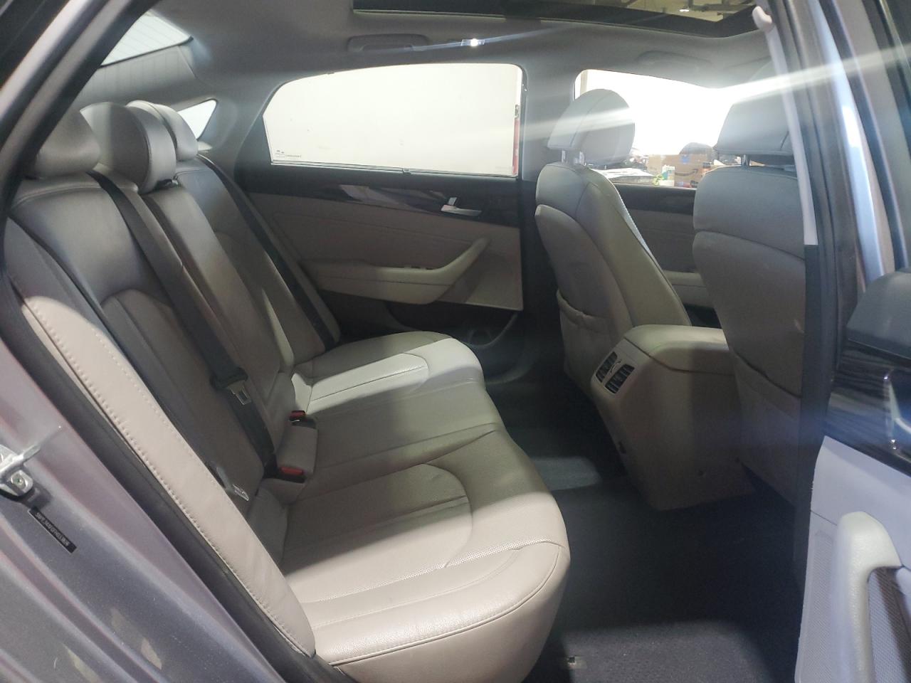 2015 Hyundai Sonata Limited Серебряный vin: 5NPE34AF0FH033826