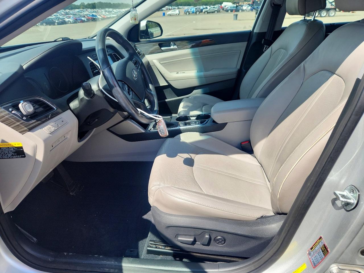 2015 Hyundai Sonata Limited Серебряный vin: 5NPE34AF0FH035799