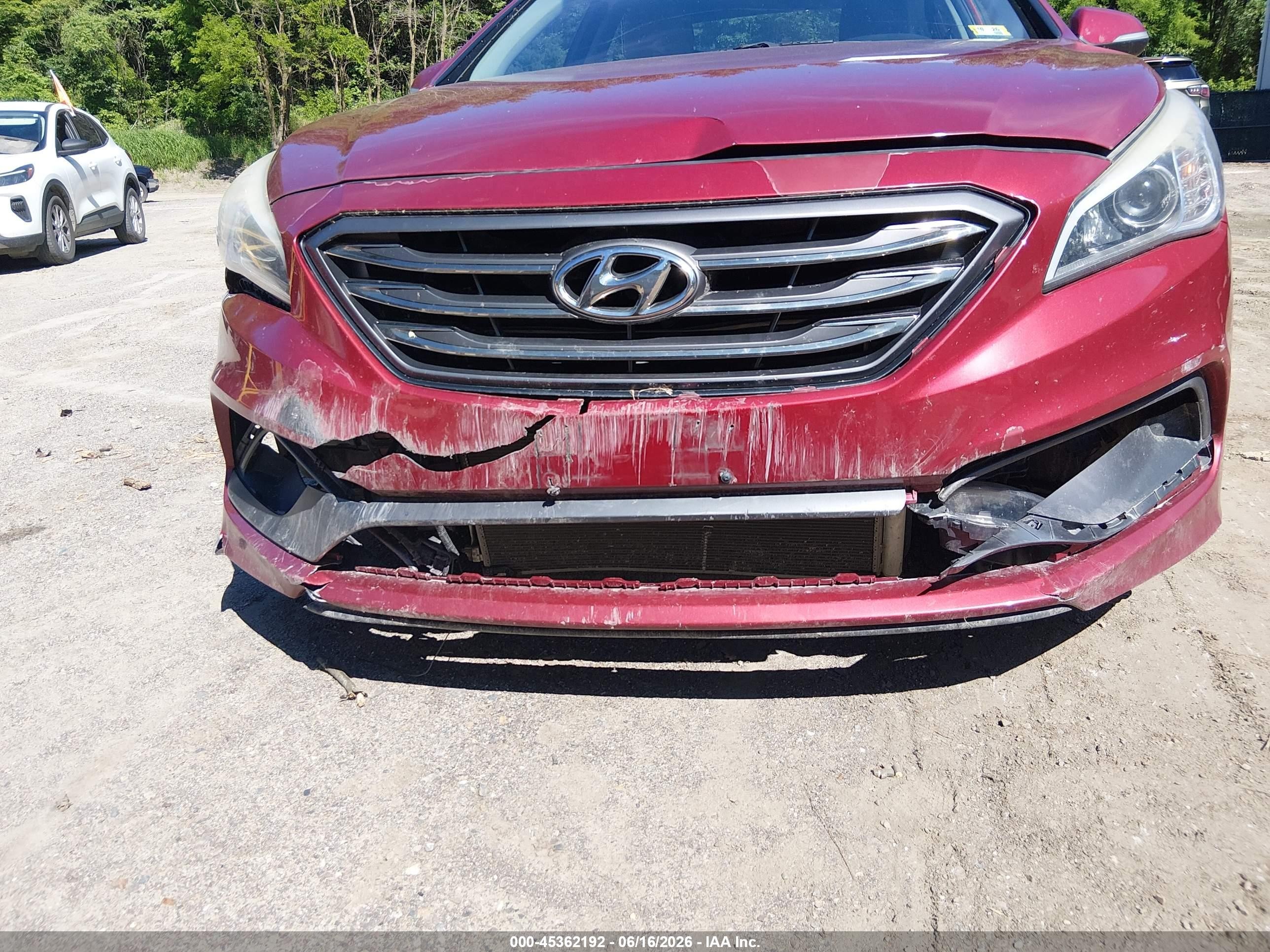 2015 Hyundai Sonata Sport Maroon vin: 5NPE34AF0FH068639