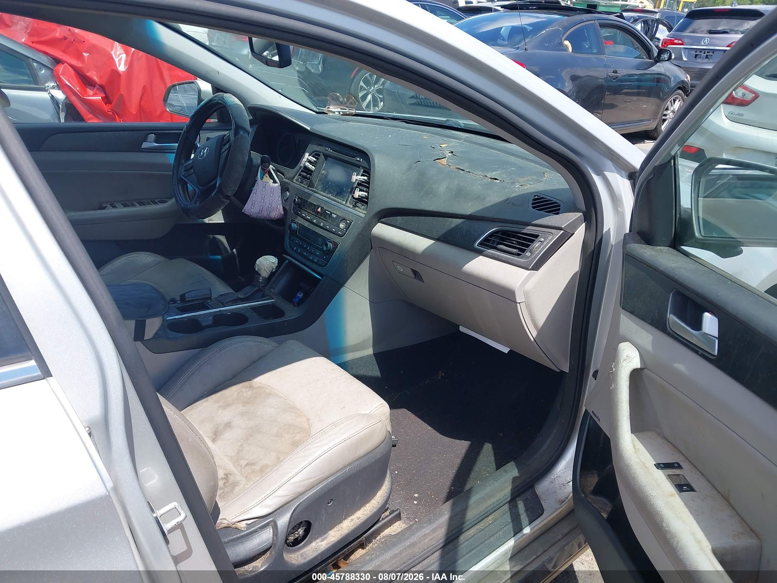 2015 Hyundai Sonata Sport Silver vin: 5NPE34AF0FH077082