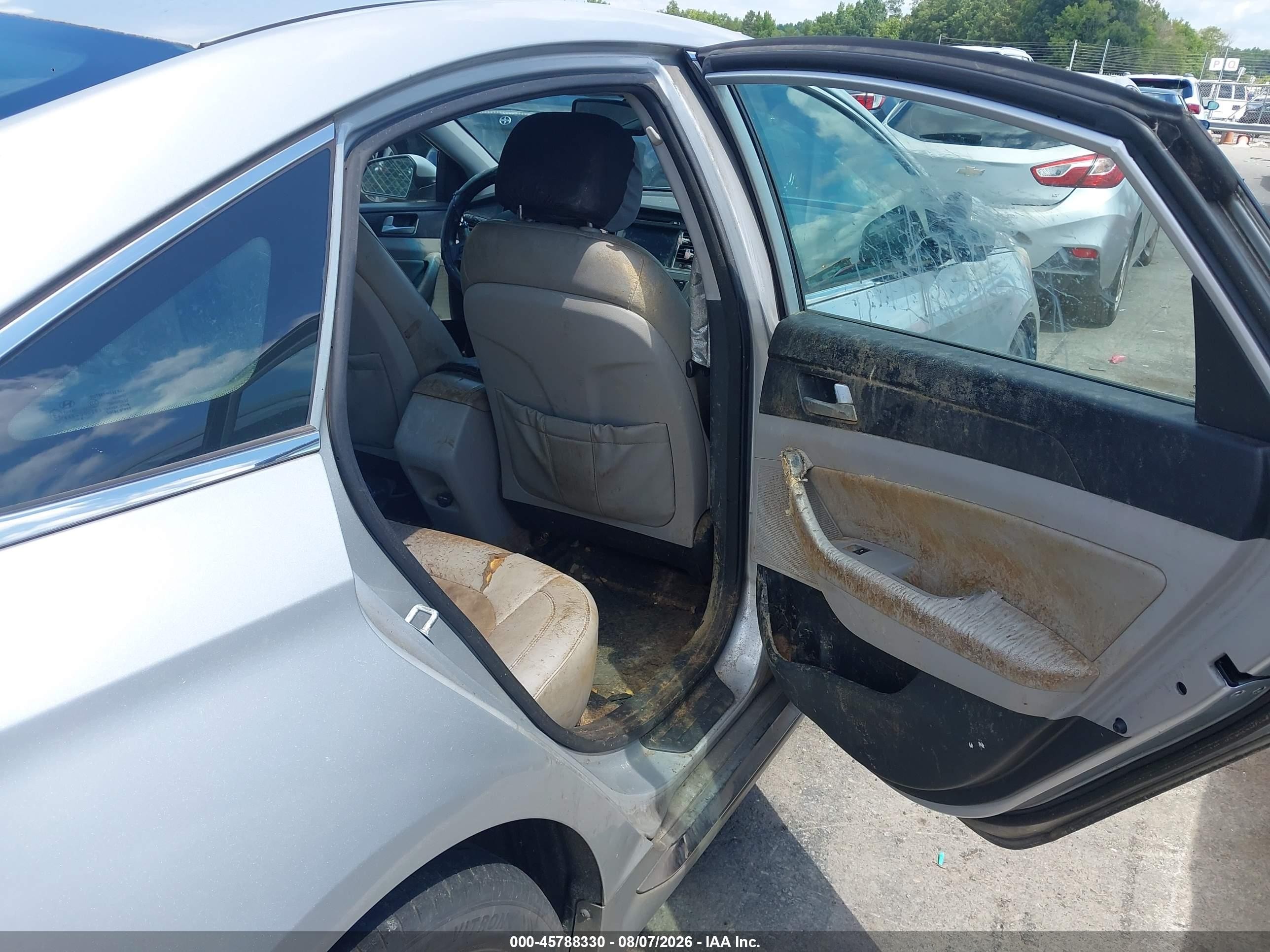 2015 Hyundai Sonata Sport Silver vin: 5NPE34AF0FH077082