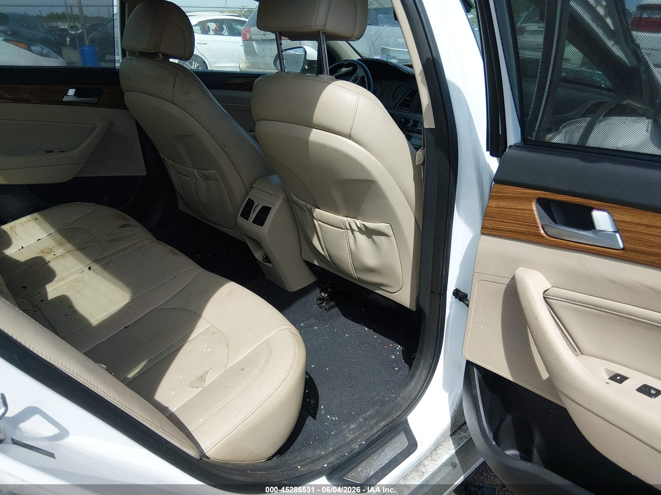 2015 Hyundai Sonata Limited White vin: 5NPE34AF0FH089572