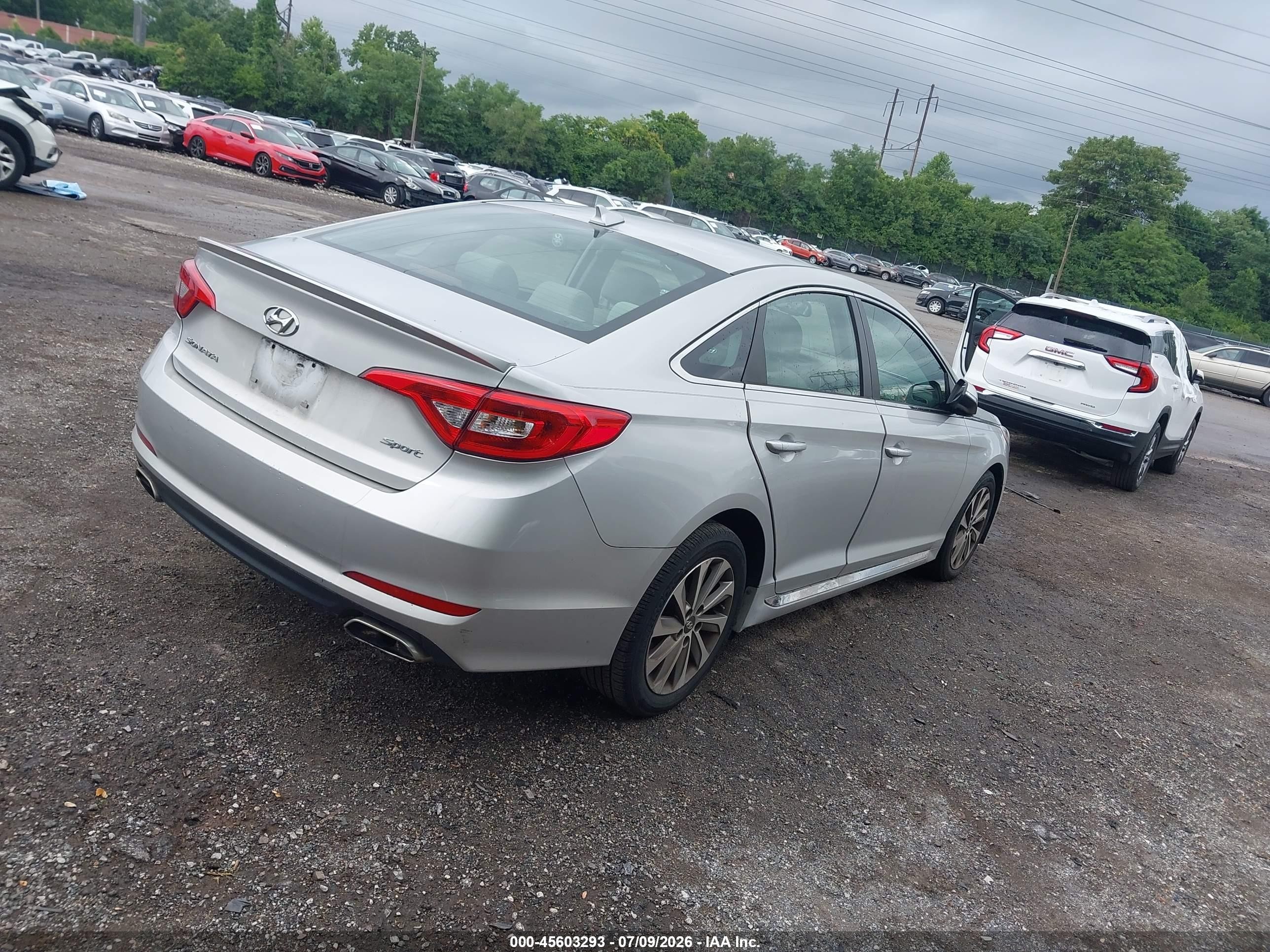 2015 Hyundai Sonata Sport Silver vin: 5NPE34AF0FH089880