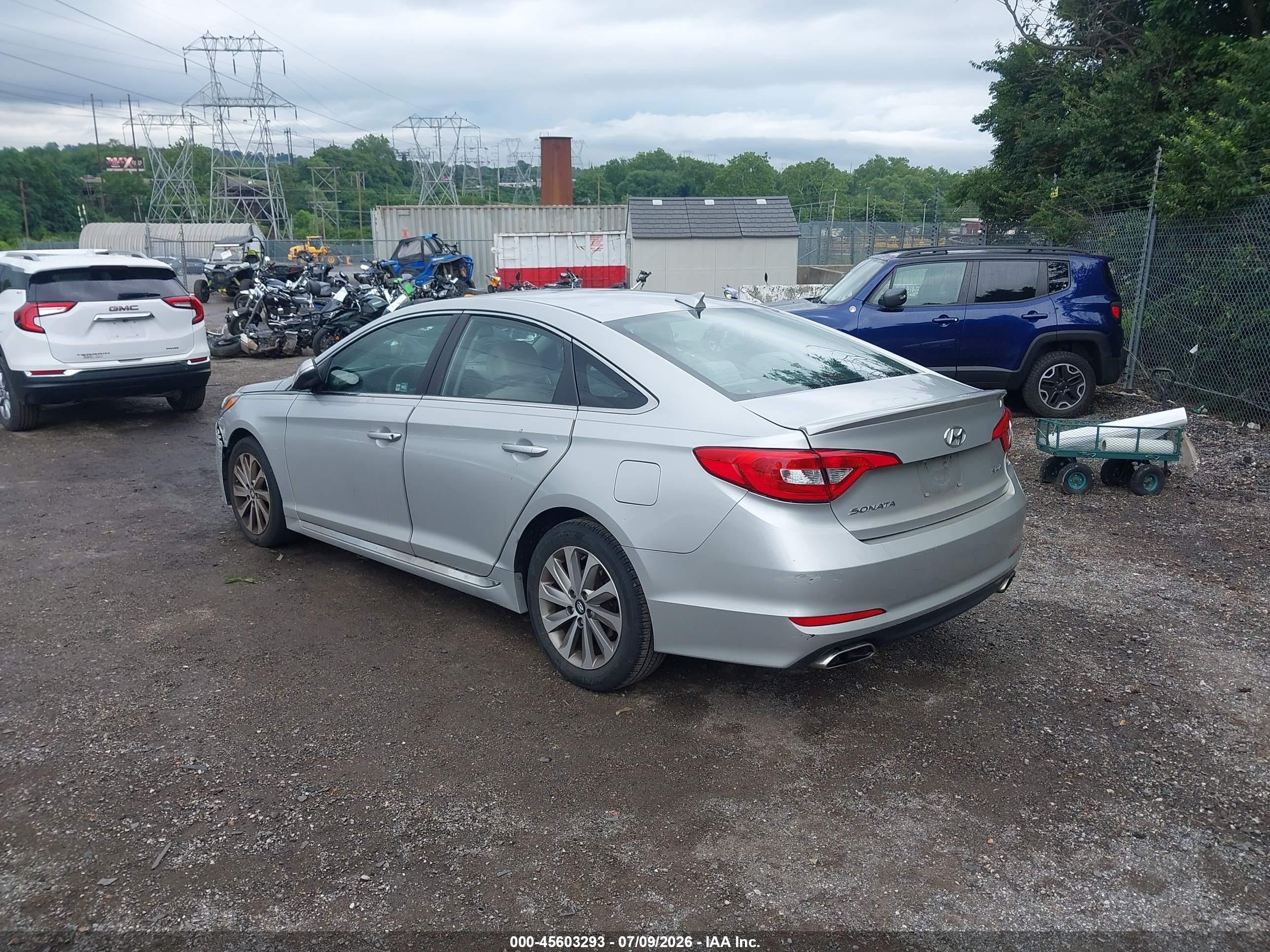 2015 Hyundai Sonata Sport Silver vin: 5NPE34AF0FH089880