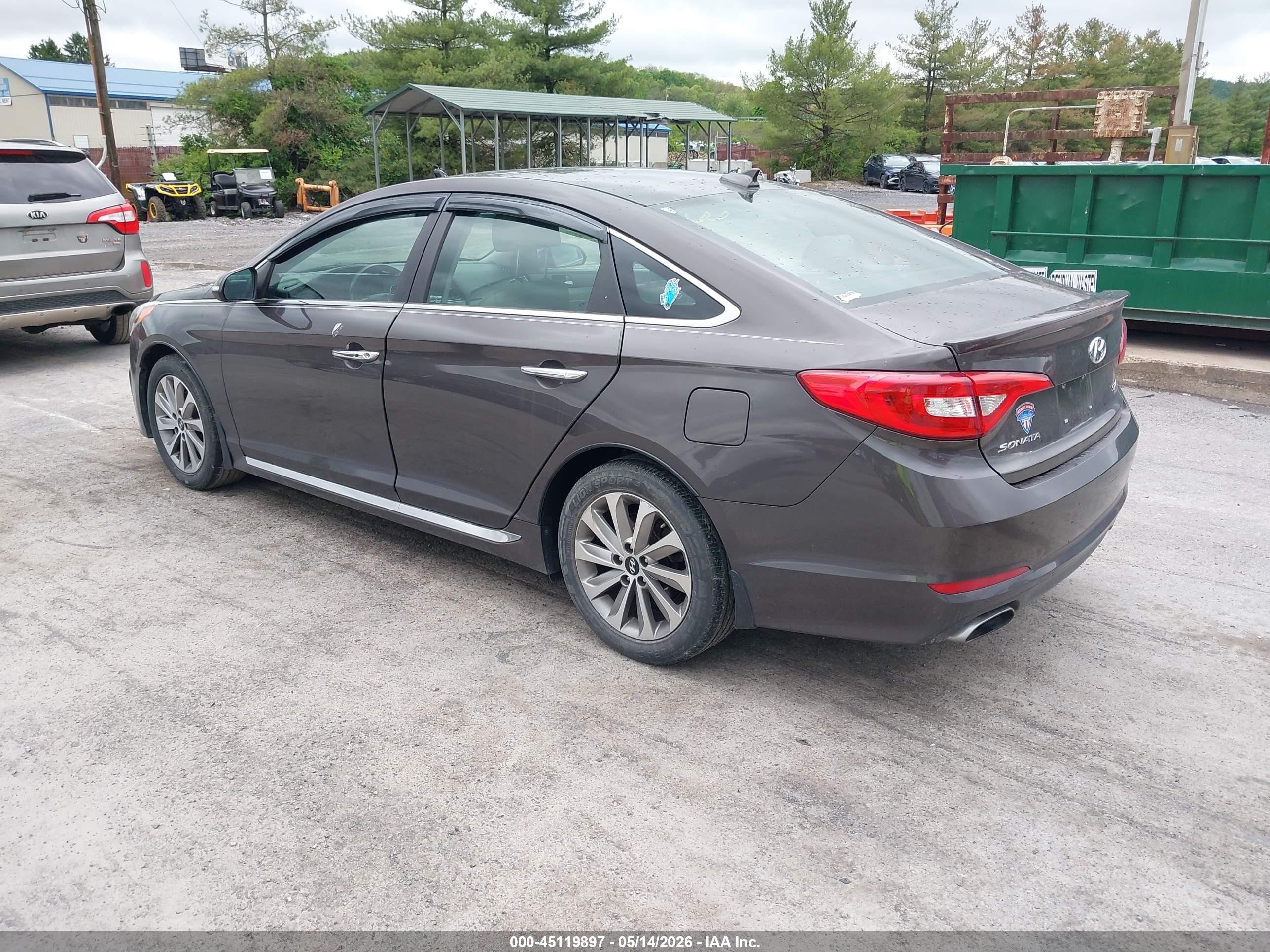 2015 Hyundai Sonata Sport Dark Brown vin: 5NPE34AF0FH120173