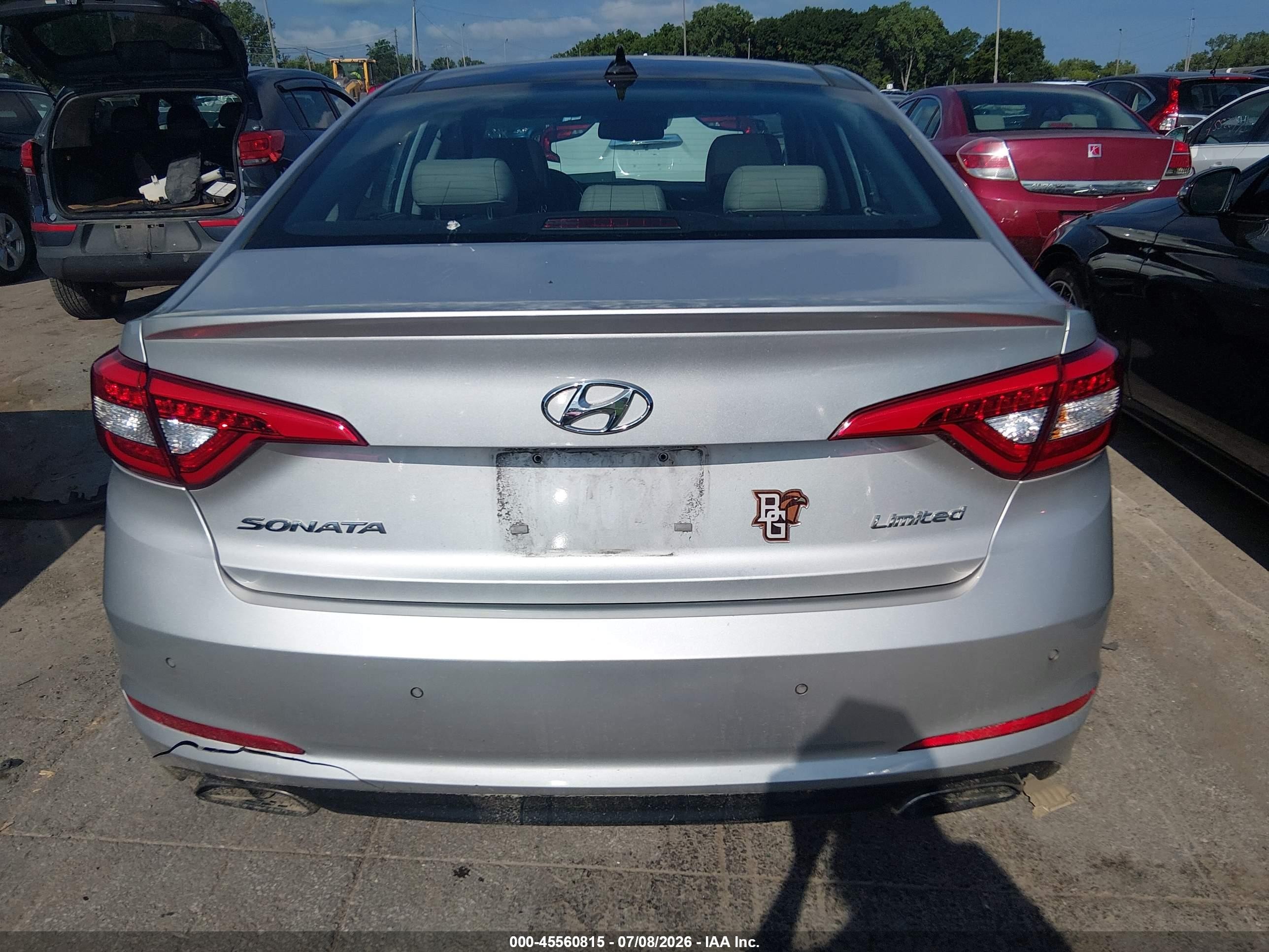 2015 Hyundai Sonata Limited Серебряный vin: 5NPE34AF0FH186156