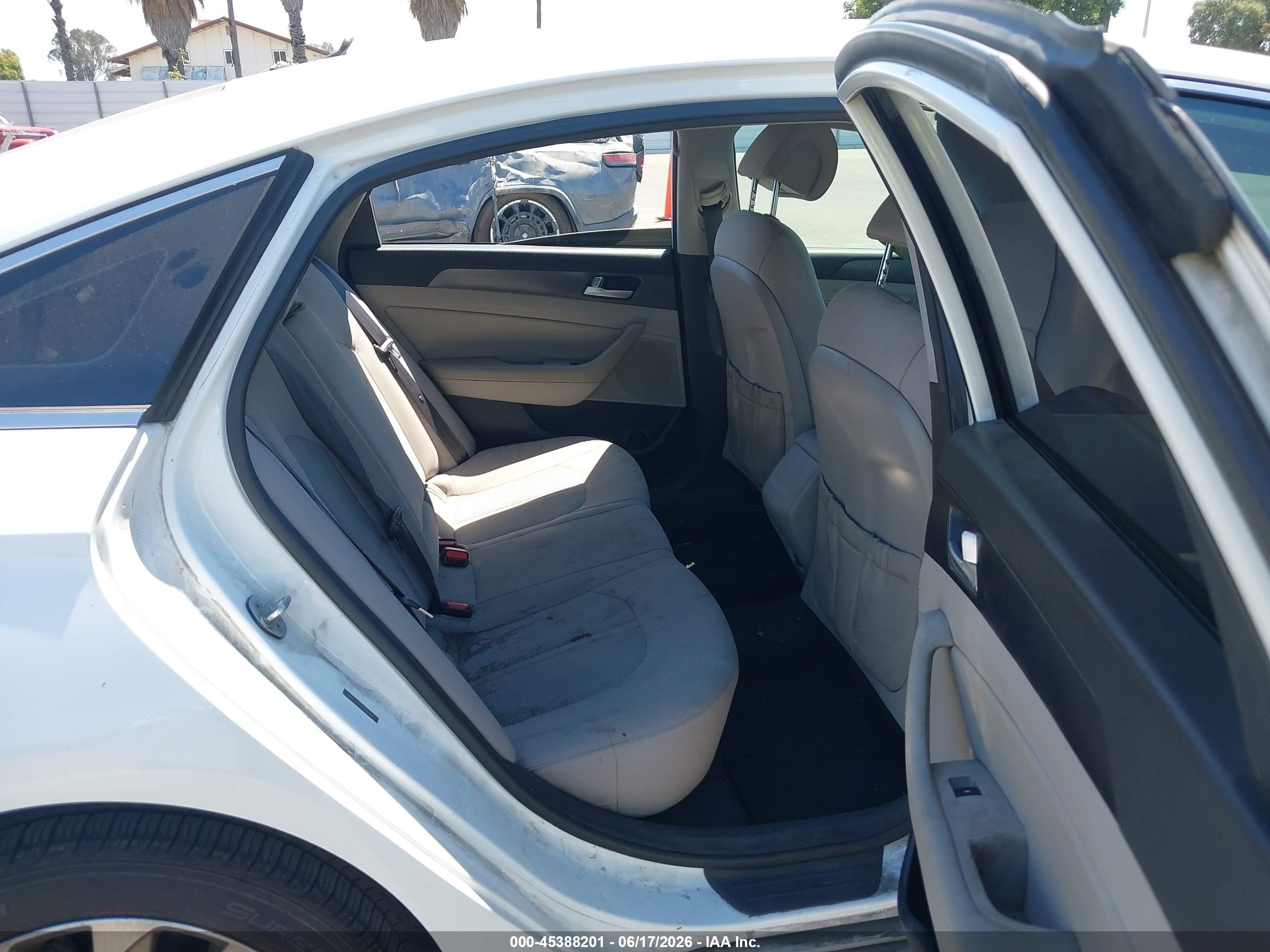 2015 Hyundai Sonata Sport White vin: 5NPE34AF0FH232763