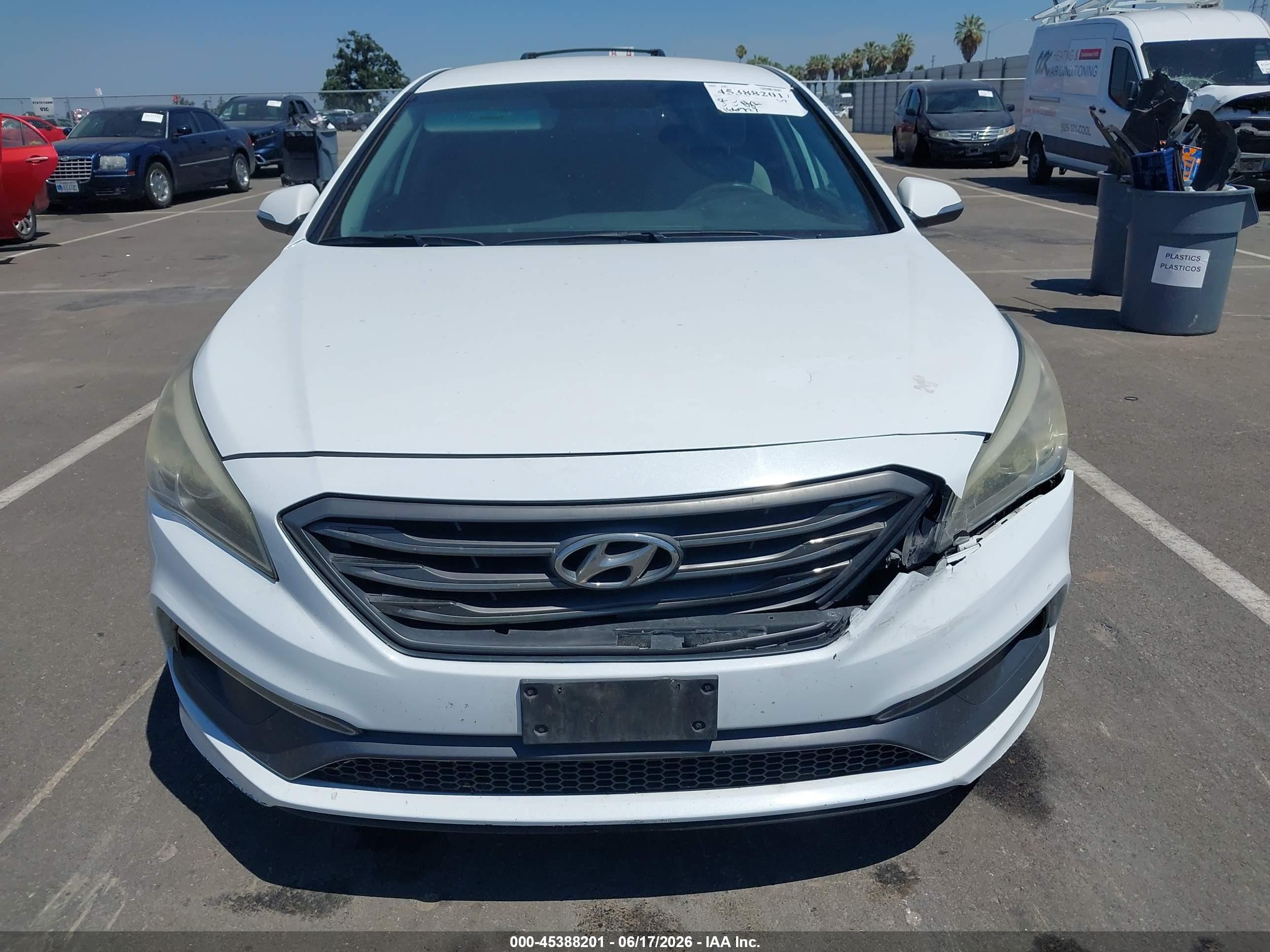 2015 Hyundai Sonata Sport White vin: 5NPE34AF0FH232763